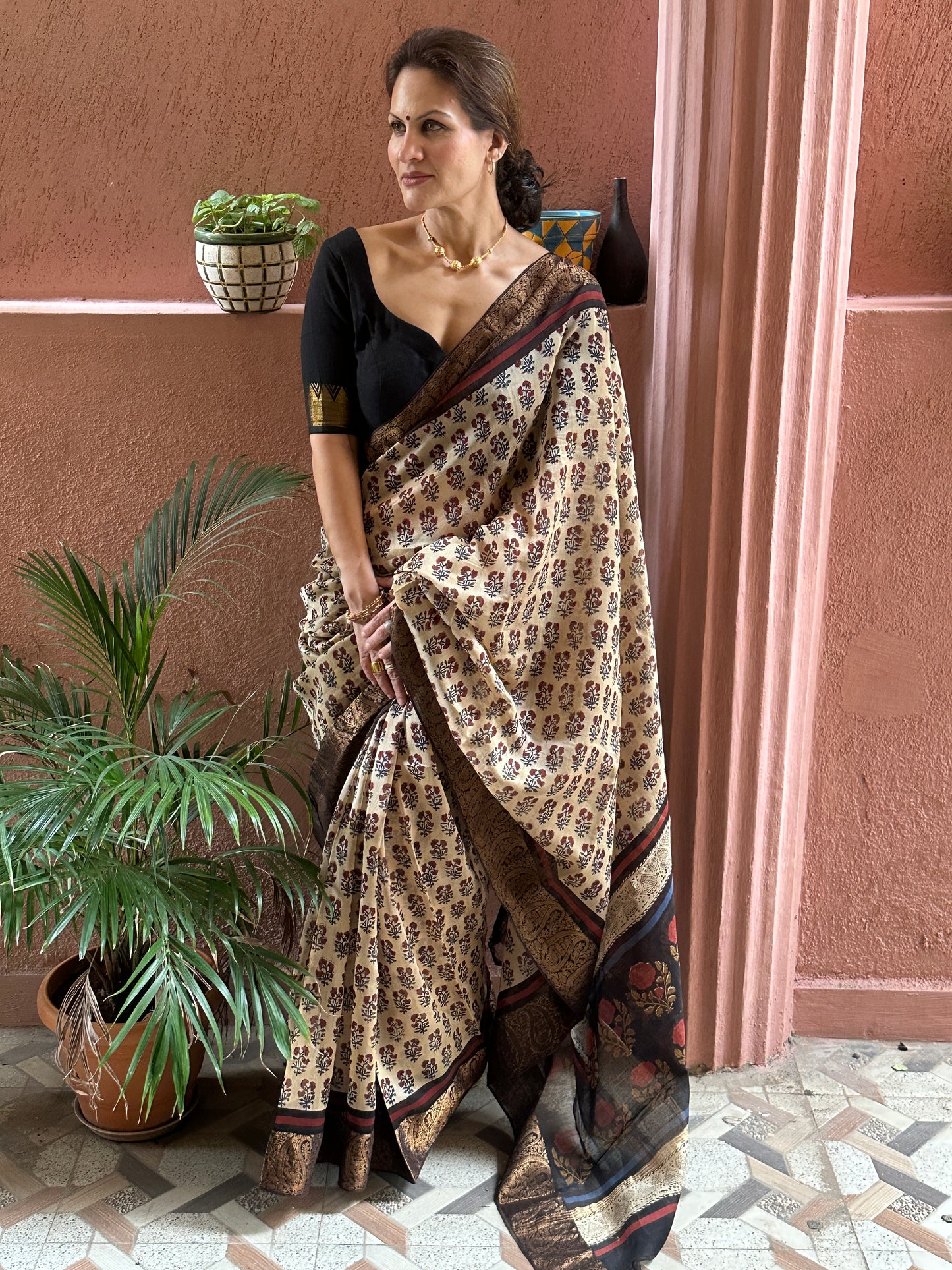 Cream Sanganeri Handblock Printed Chanderi Silk Saree with Zari Woven Border