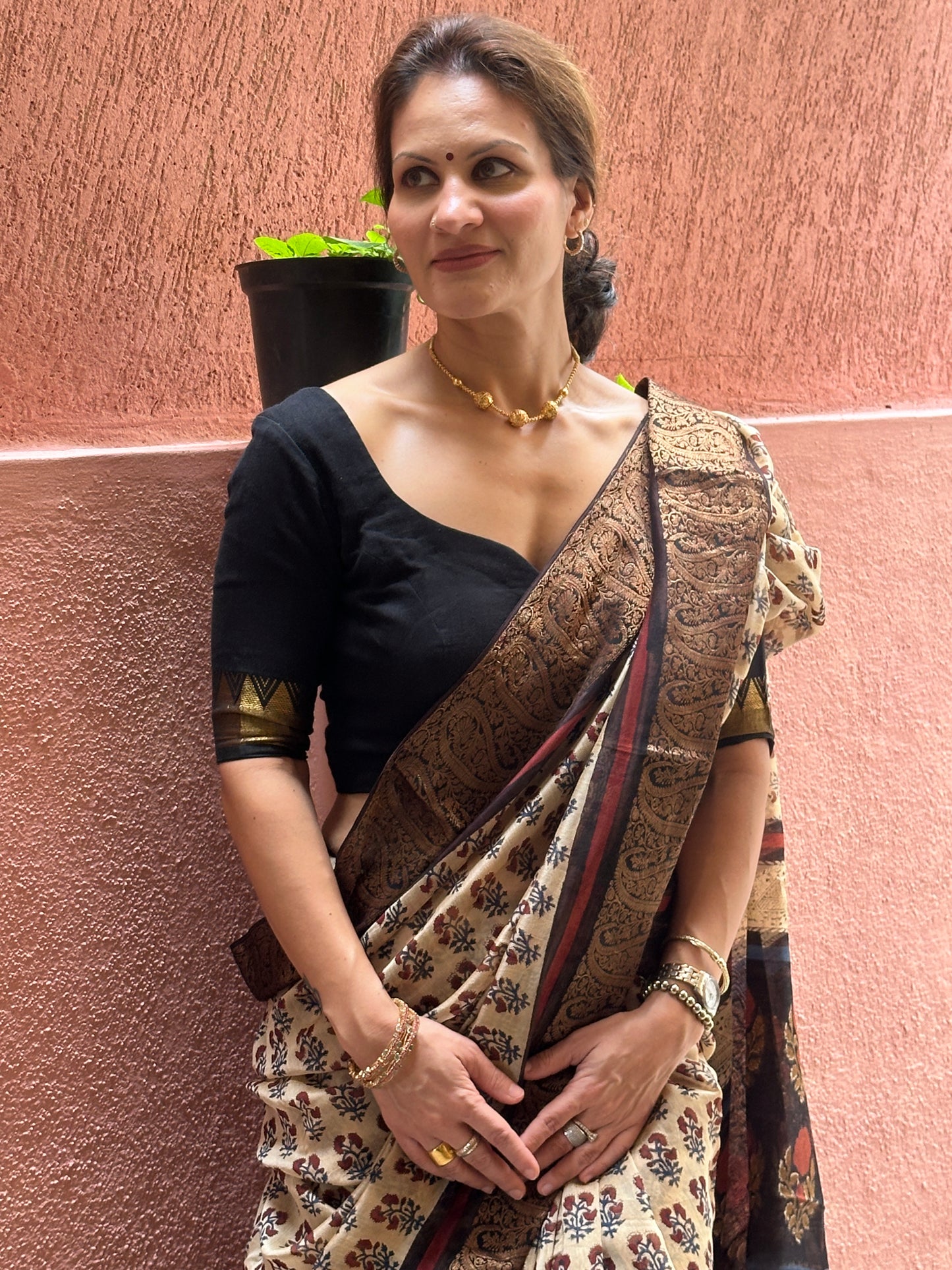 Cream Sanganeri Handblock Printed Chanderi Silk Saree with Zari Woven Border