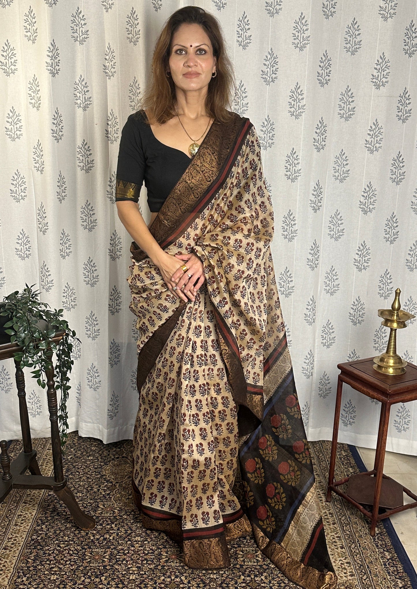 Cream Sanganeri Handblock Printed Chanderi Silk Saree with Zari Woven Border