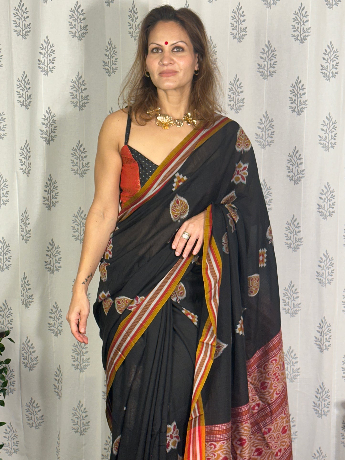 Black Mercerised Soft Cotton Sambhalpuri Weaving Jamdani Saree