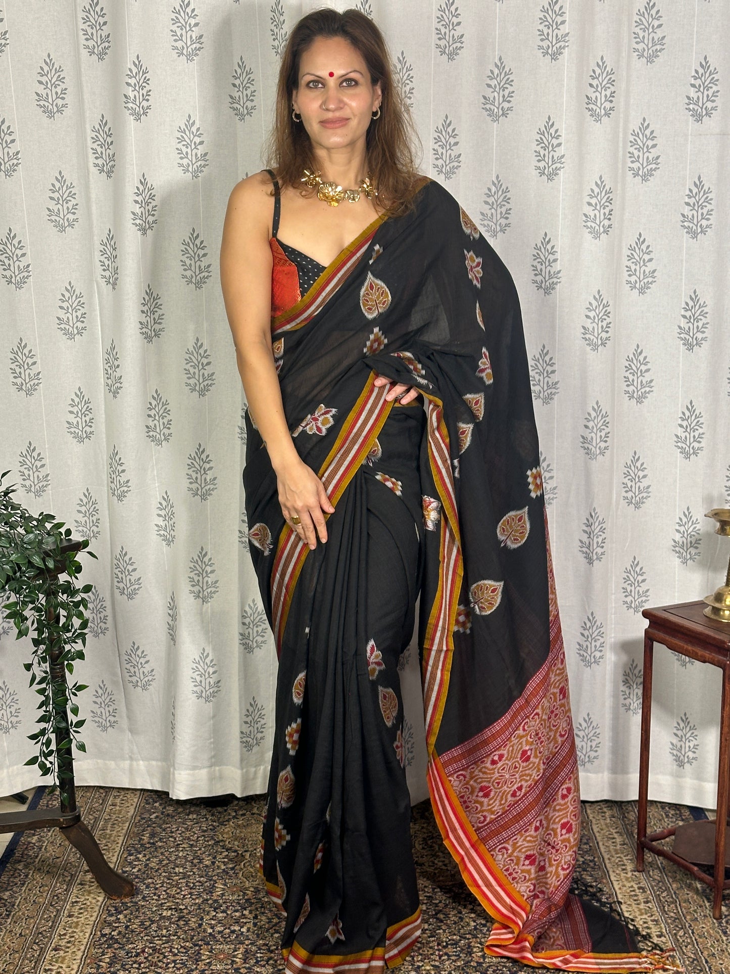 Black Mercerised Soft Cotton Sambhalpuri Weaving Jamdani Saree