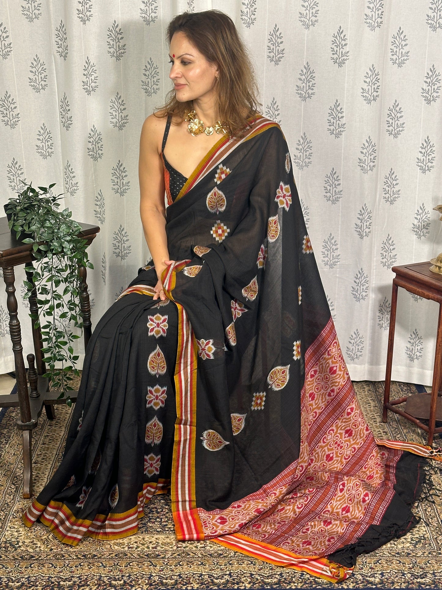 Black Mercerised Soft Cotton Sambhalpuri Weaving Jamdani Saree
