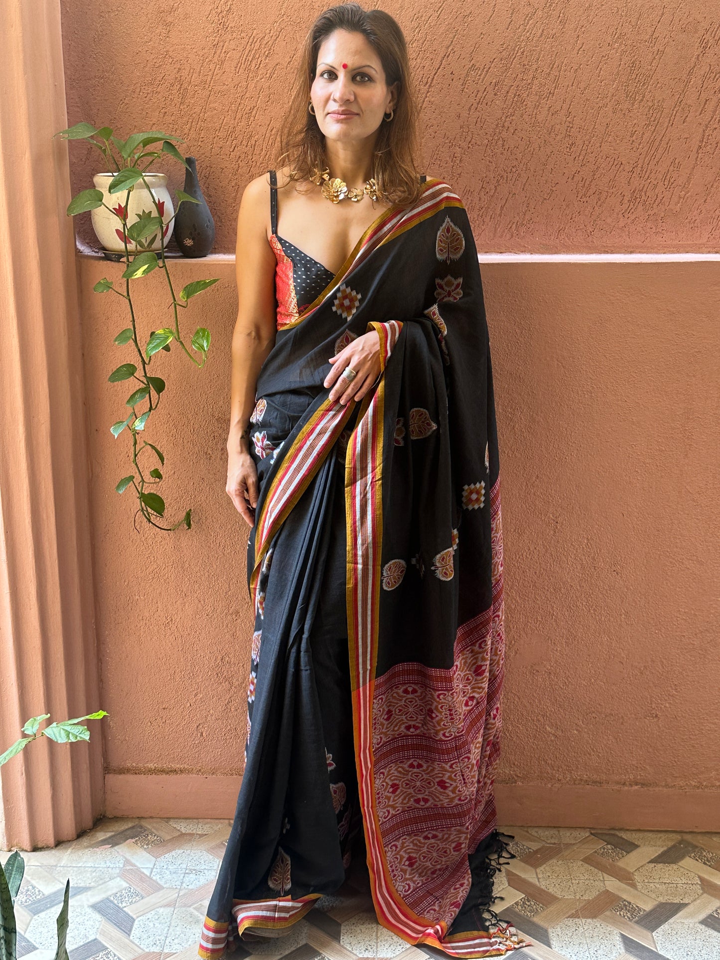 Black Mercerised Soft Cotton Sambhalpuri Weaving Jamdani Saree