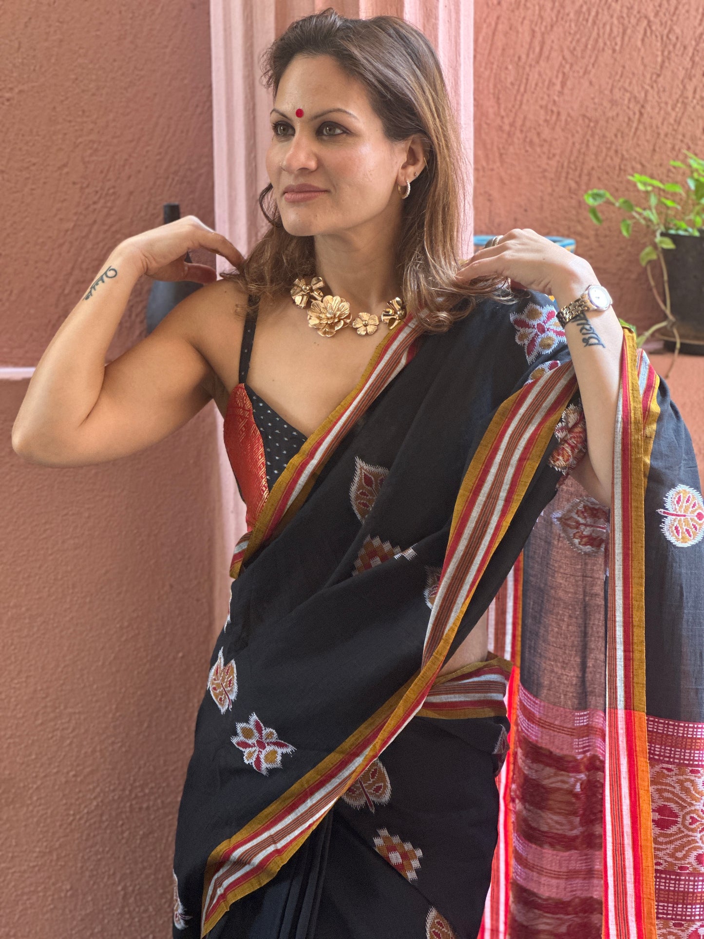 Black Mercerised Soft Cotton Sambhalpuri Weaving Jamdani Saree