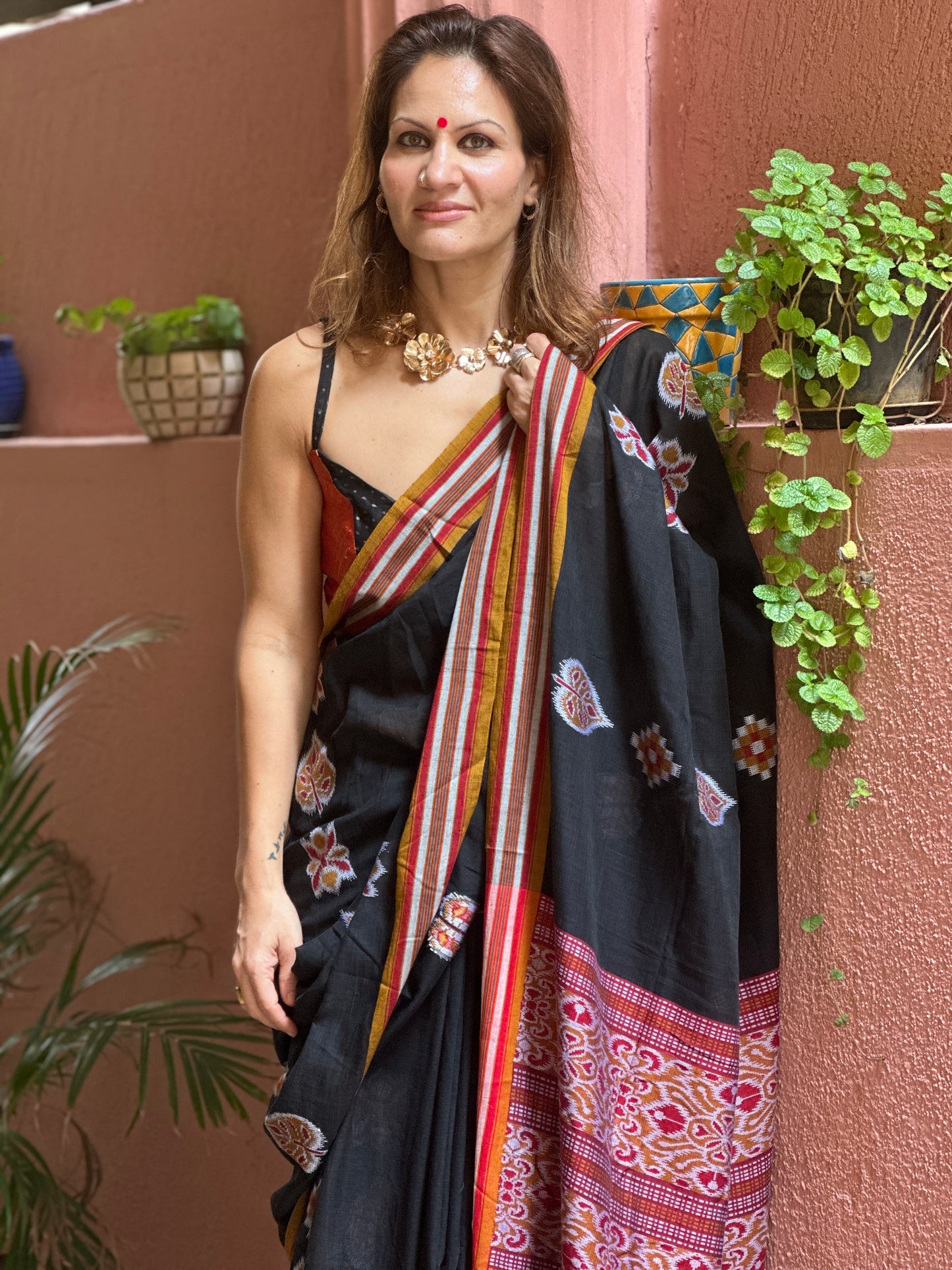 Black Mercerised Soft Cotton Sambhalpuri Weaving Jamdani Saree
