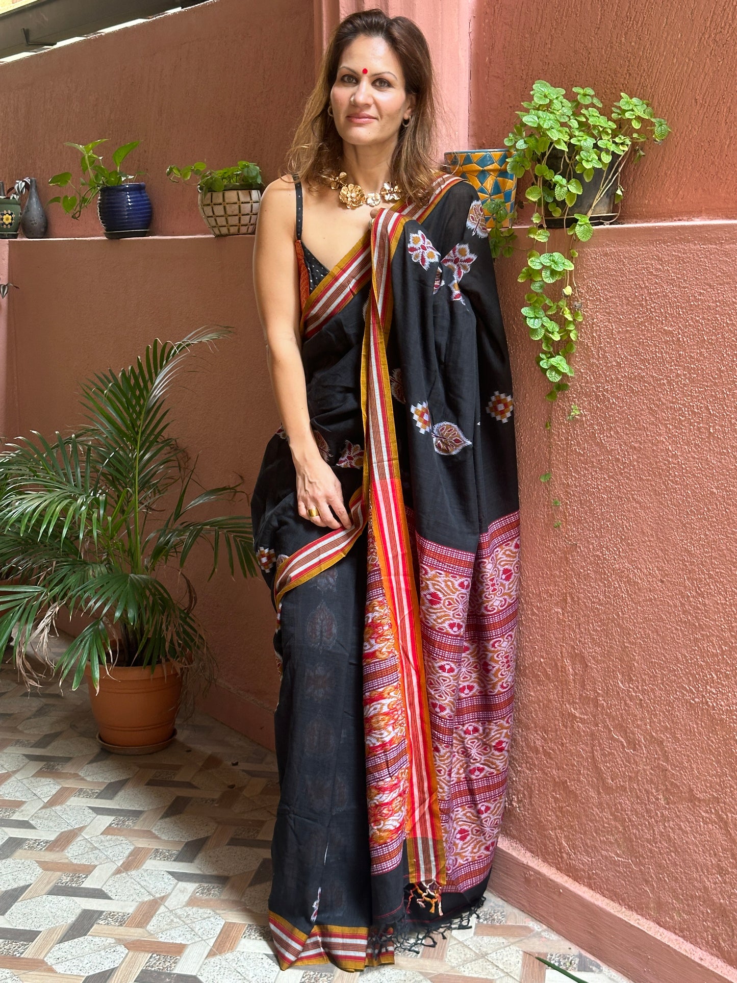 Black Mercerised Soft Cotton Sambhalpuri Weaving Jamdani Saree