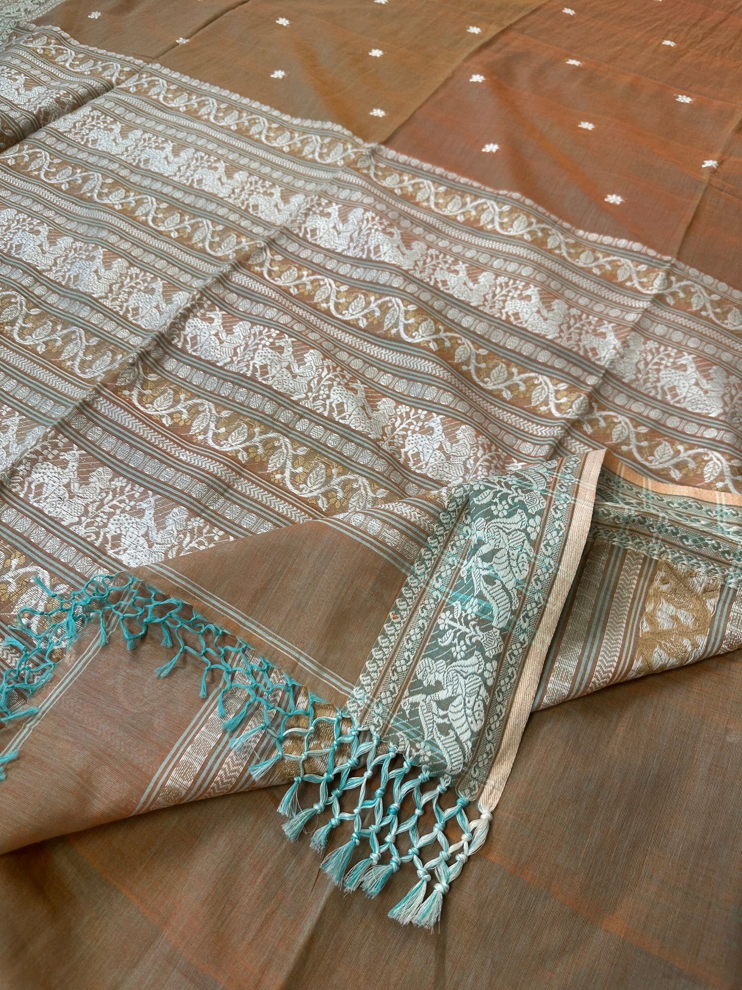 Pale Peachish Brown Pure Cotton Baluchari Saree with Weaving