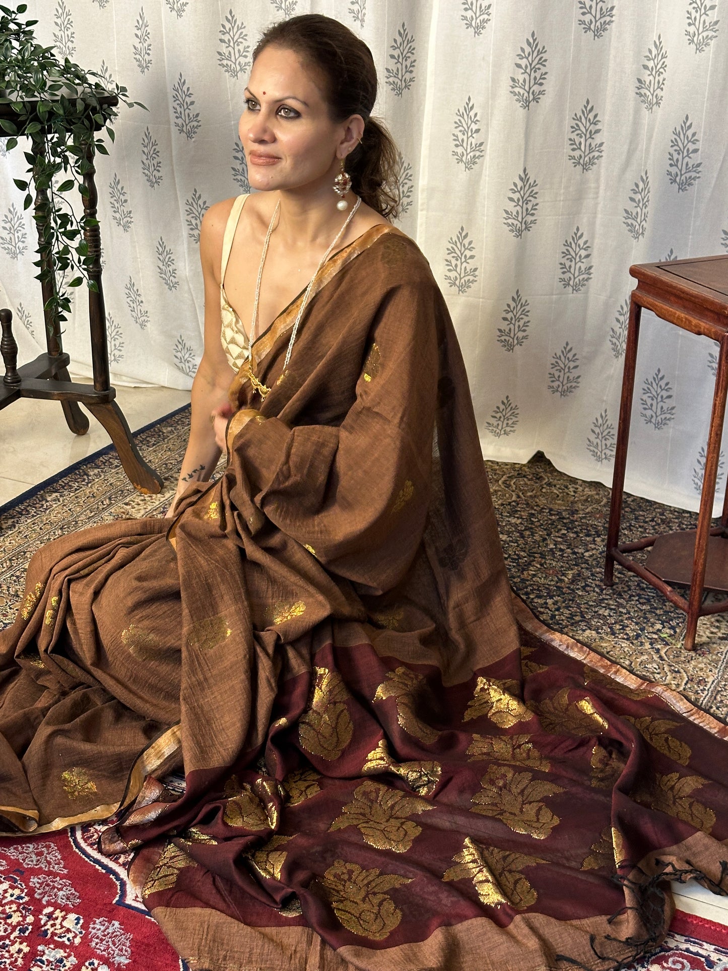 Brown Pure Cotton Jamdani Saree with Intricate Zari Work