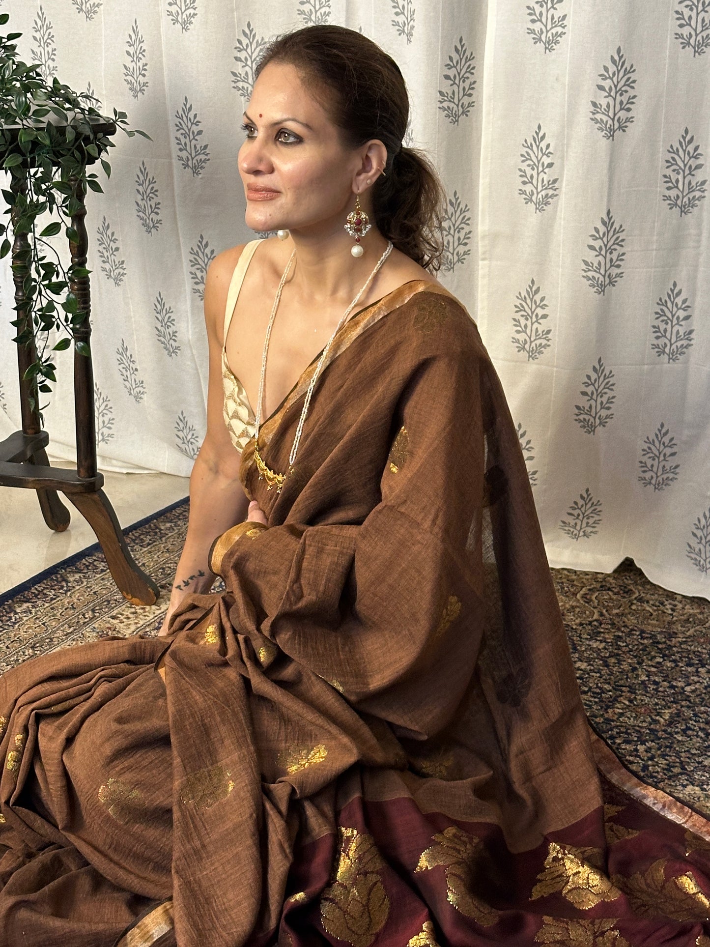 Brown Pure Cotton Jamdani Saree with Intricate Zari Work
