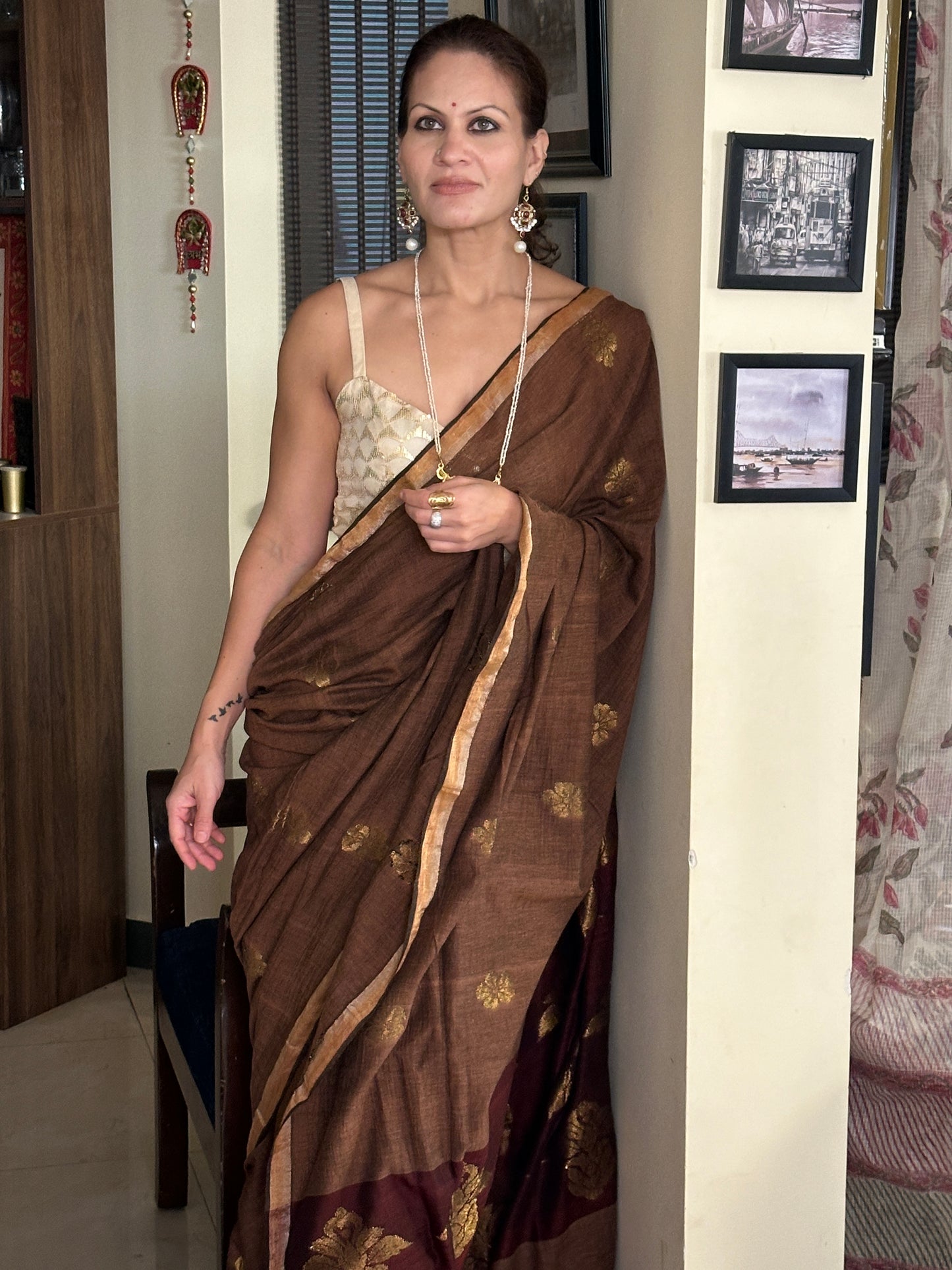 Brown Pure Cotton Jamdani Saree with Intricate Zari Work