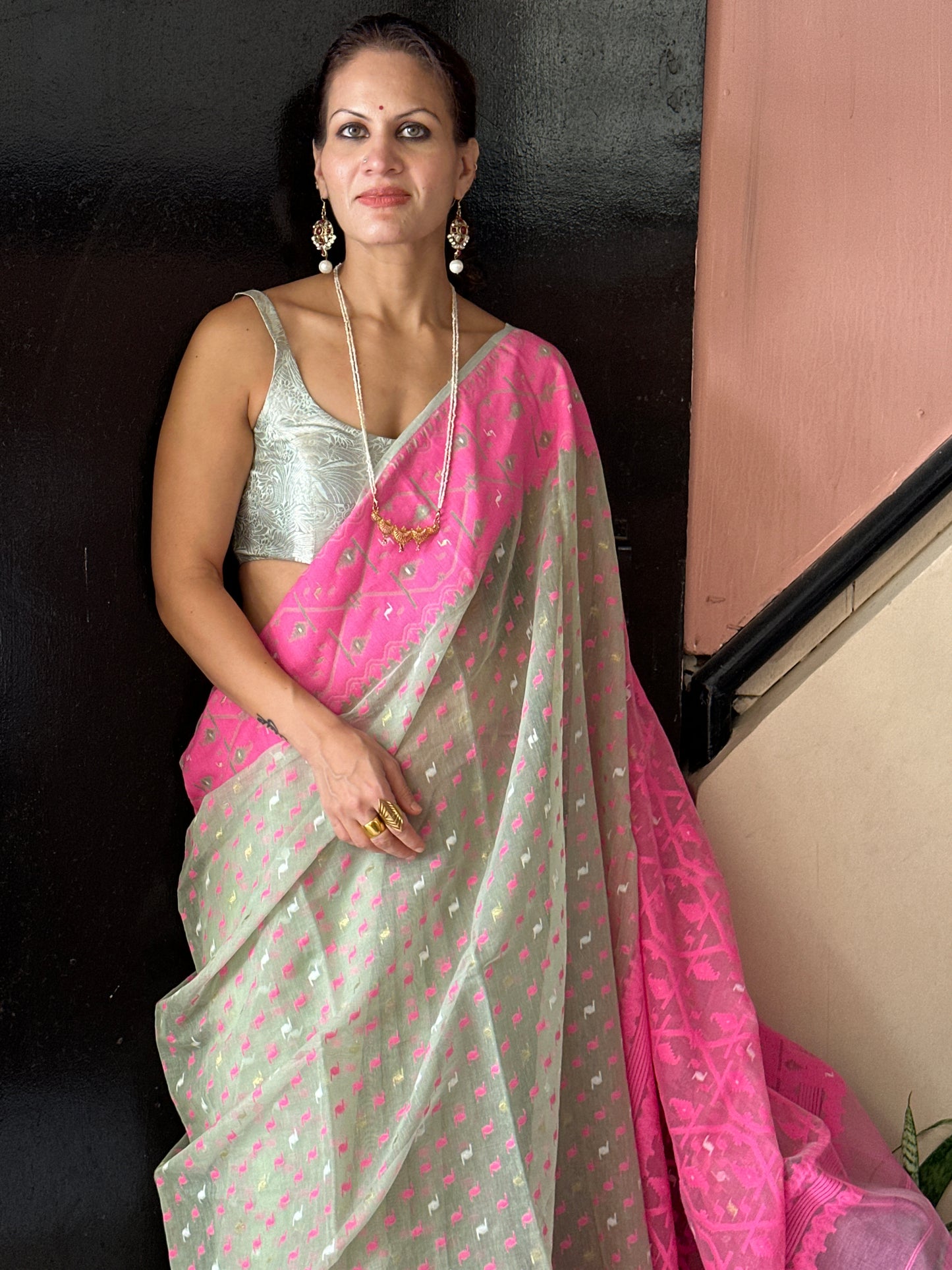 Greyish Green & Pink Jacquard Weaving Cotton Silk Jamdani Saree