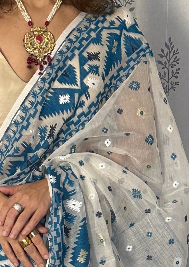 White & Blue Jacquard Weaving Cotton Silk Jamdani Sari with Zari Work