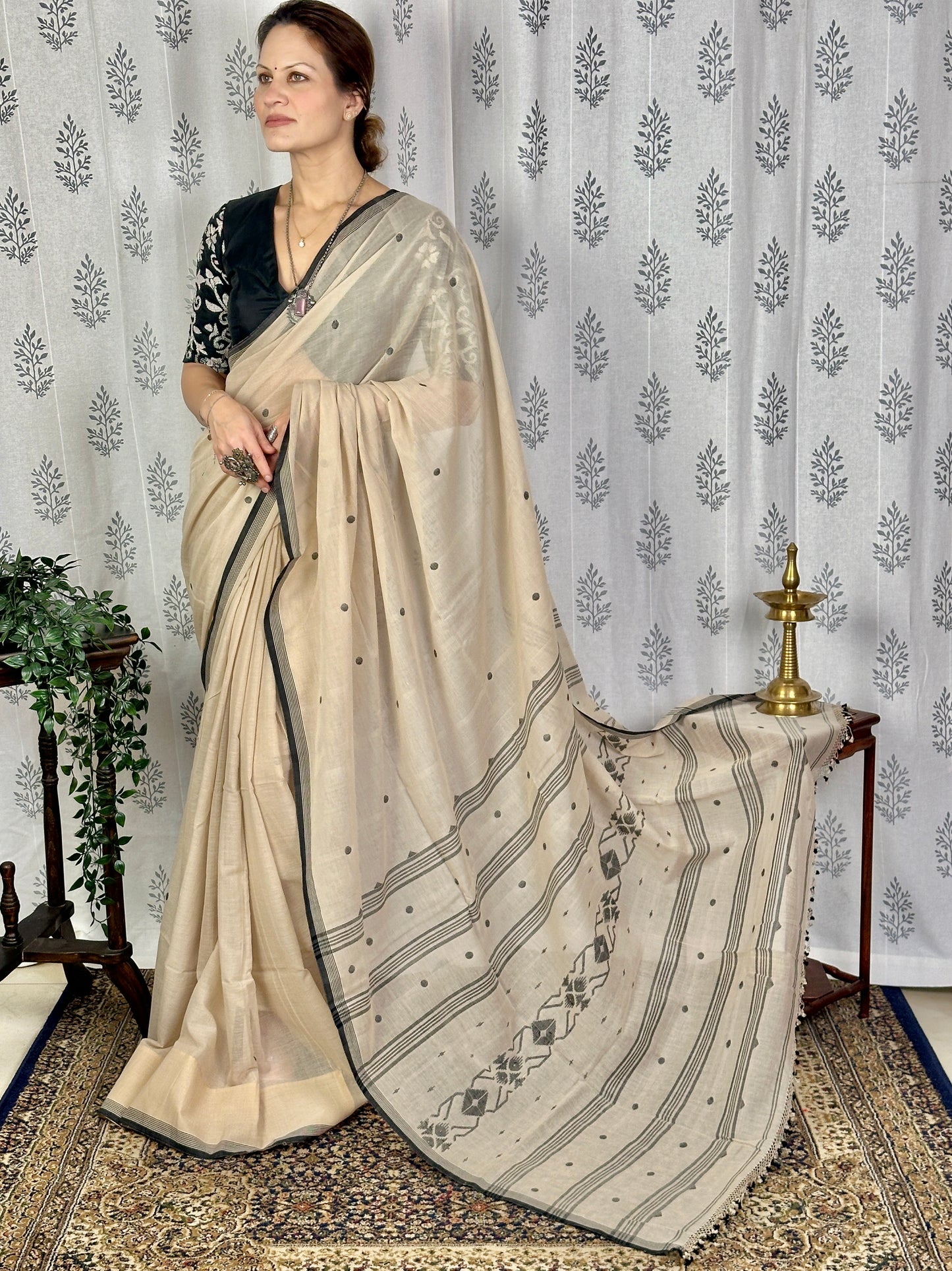 Beige Hand Spun Pure Fine Cotton Jamdani Saree with Black Intricate Needle Work