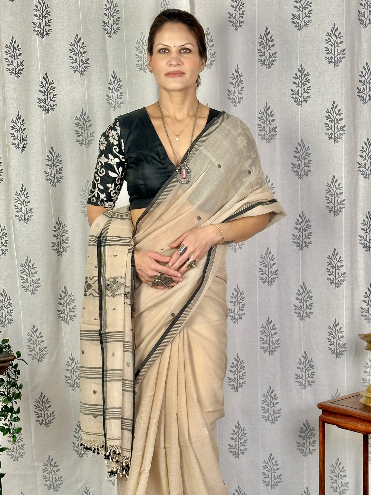 Beige Hand Spun Pure Fine Cotton Jamdani Saree with Black Intricate Needle Work