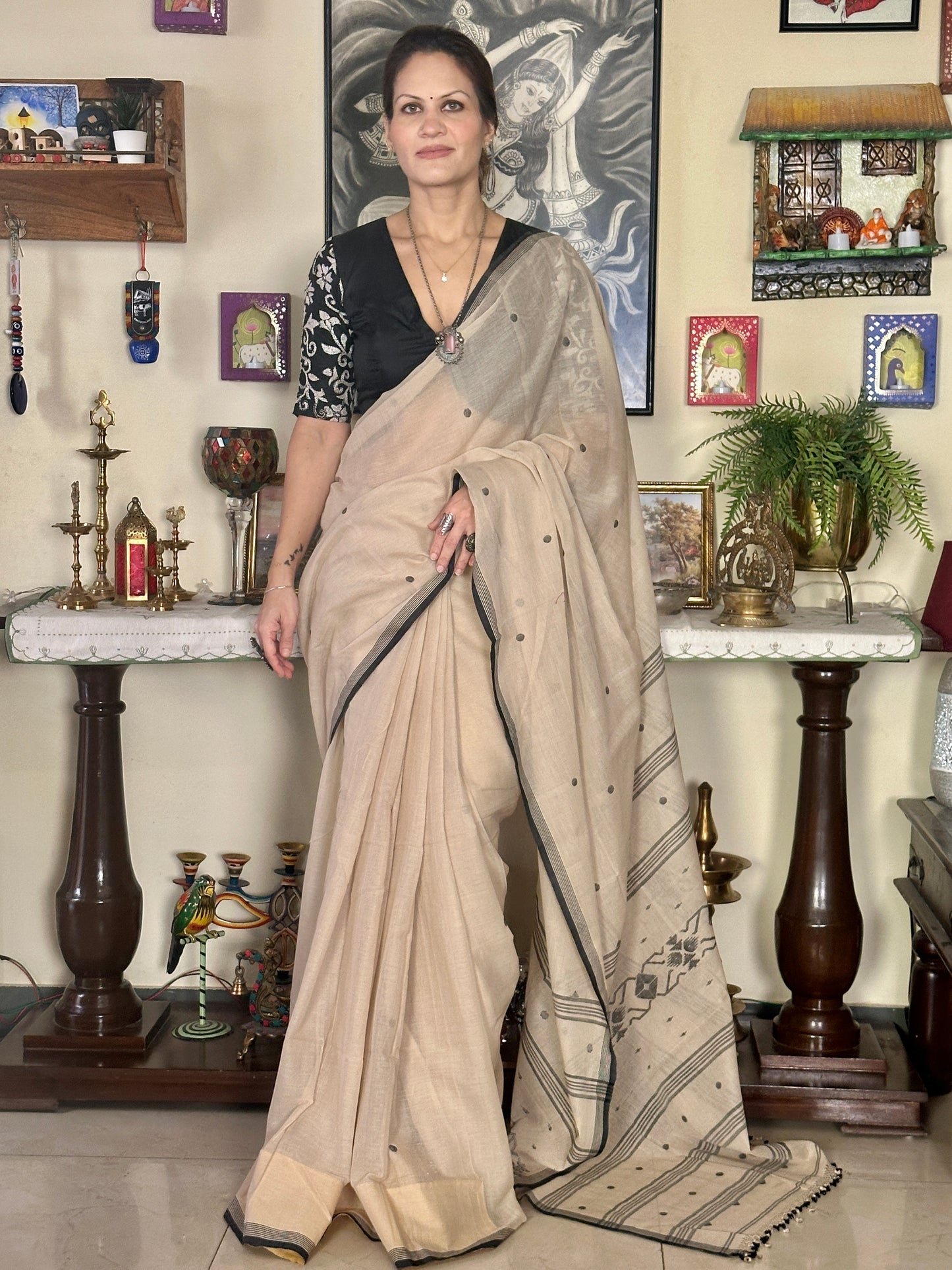 Beige Hand Spun Pure Fine Cotton Jamdani Saree with Black Intricate Needle Work