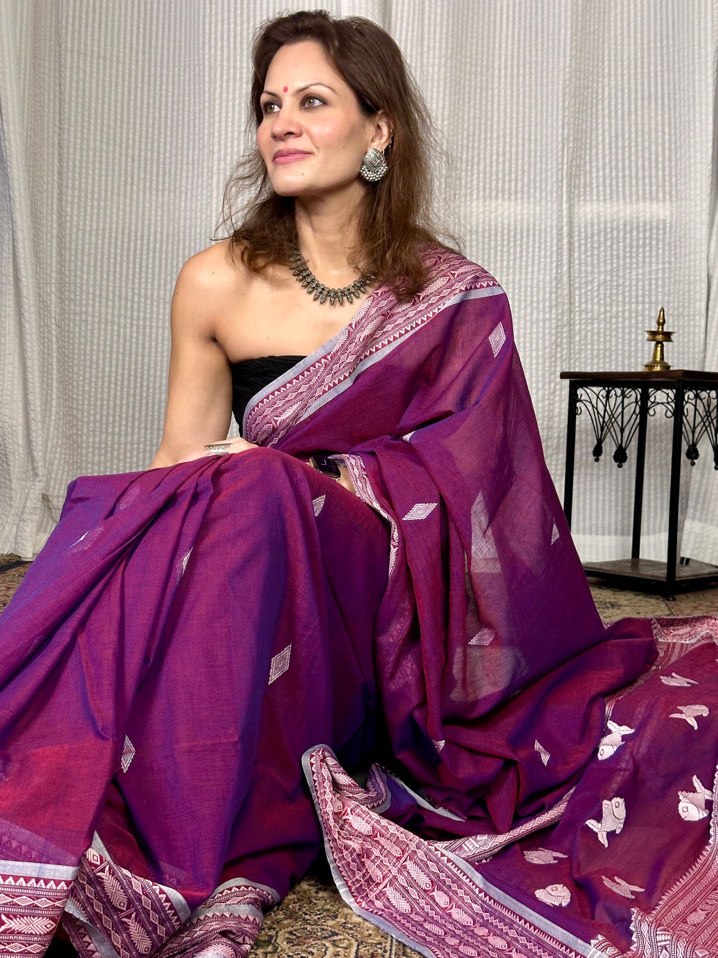 Dual Shaded Purple Pure Handloom Hand Spun Cotton Saree with Fish Motifs
