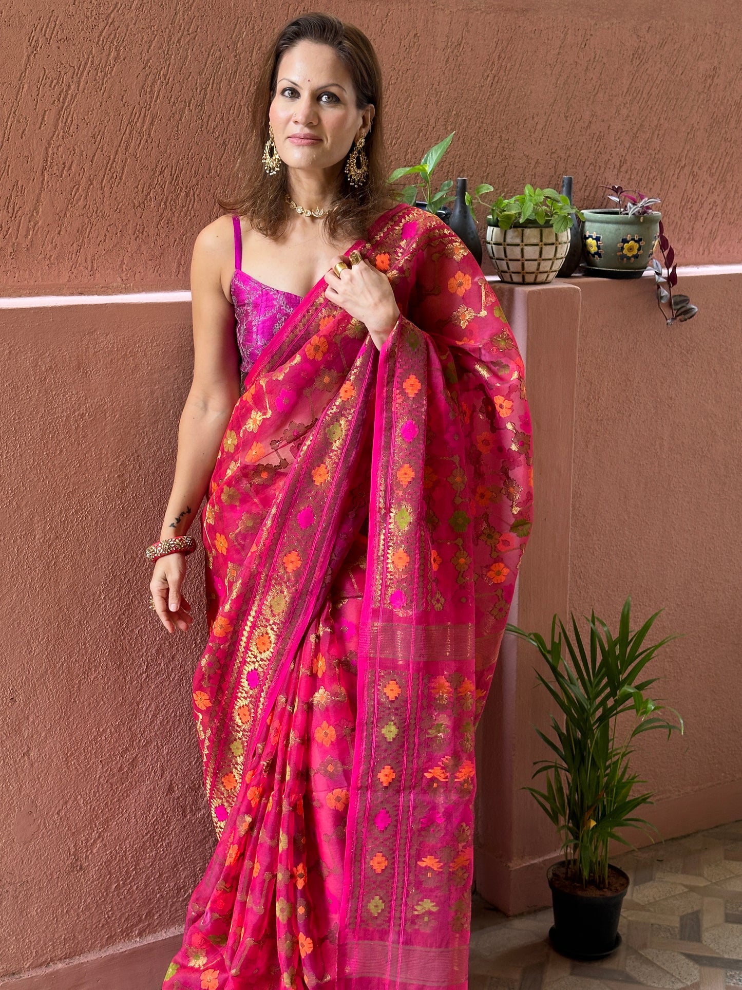 Pink & Orange Pure Muslin Silk Handloom Jamdani Sari