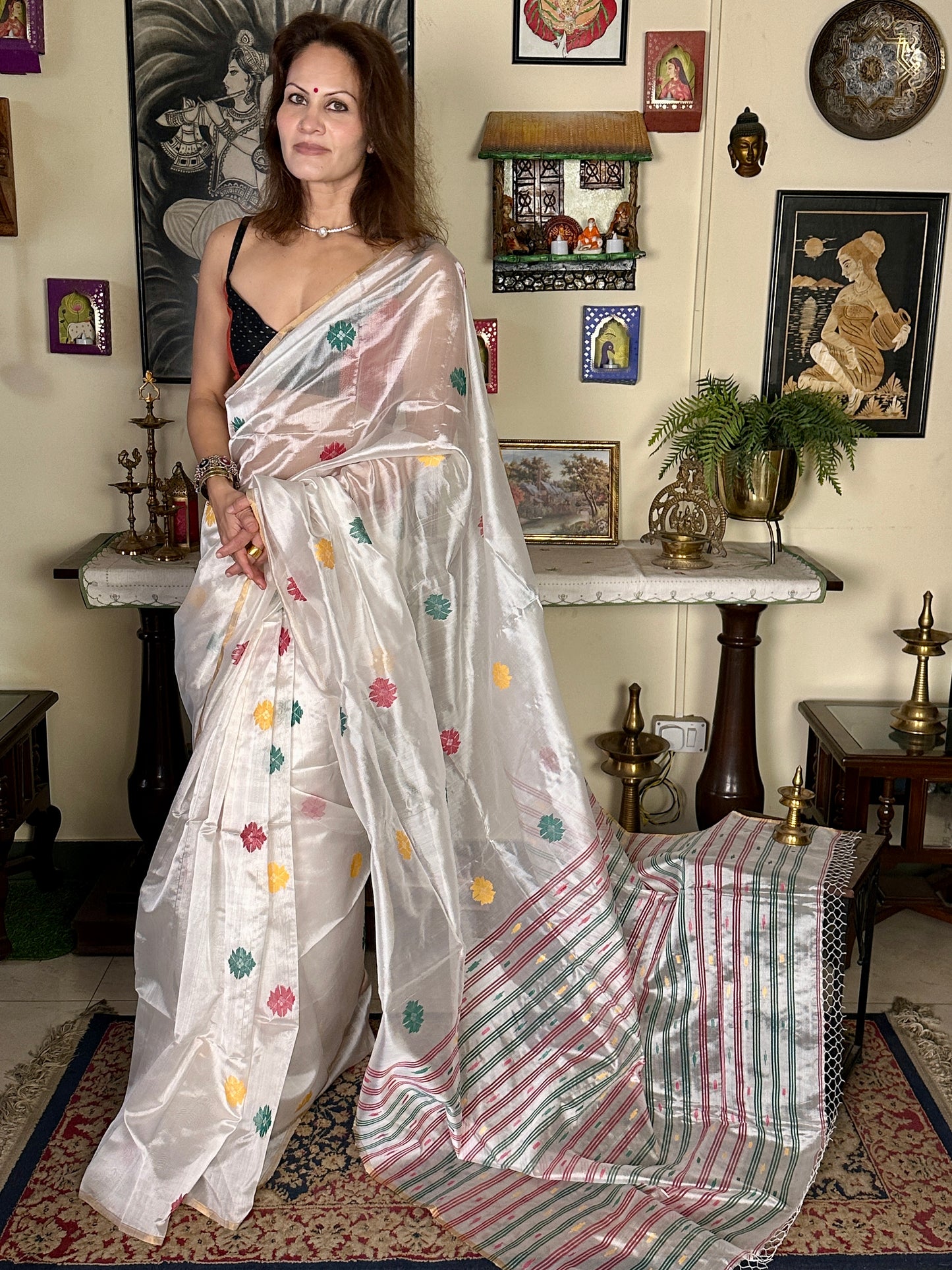 White Cotton Silk Jamdani Saree with Intricate Jamdani Work