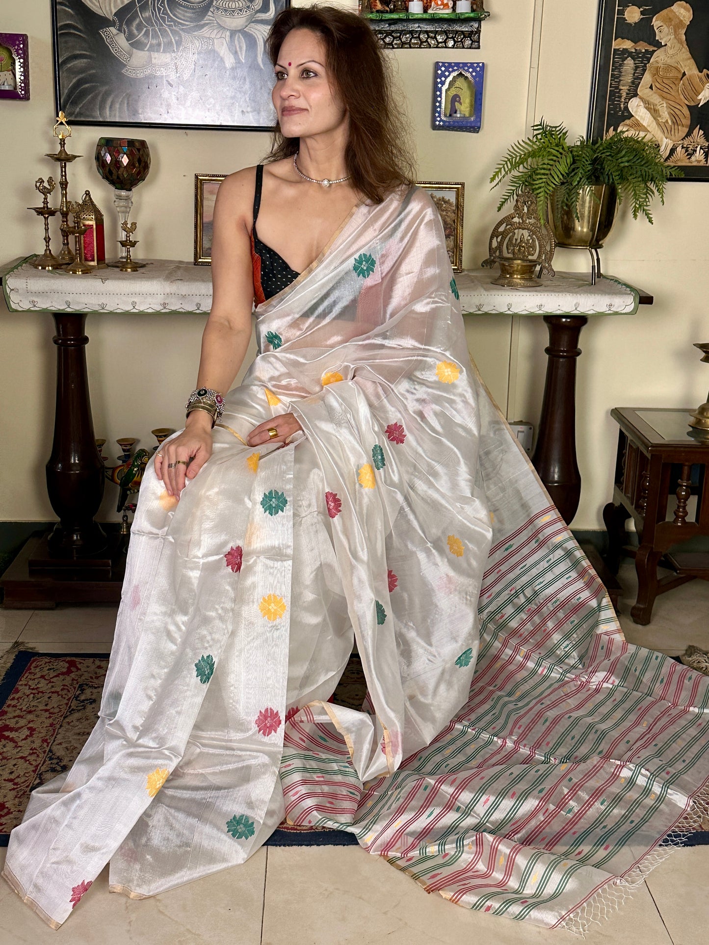 White Cotton Silk Jamdani Saree with Intricate Jamdani Work