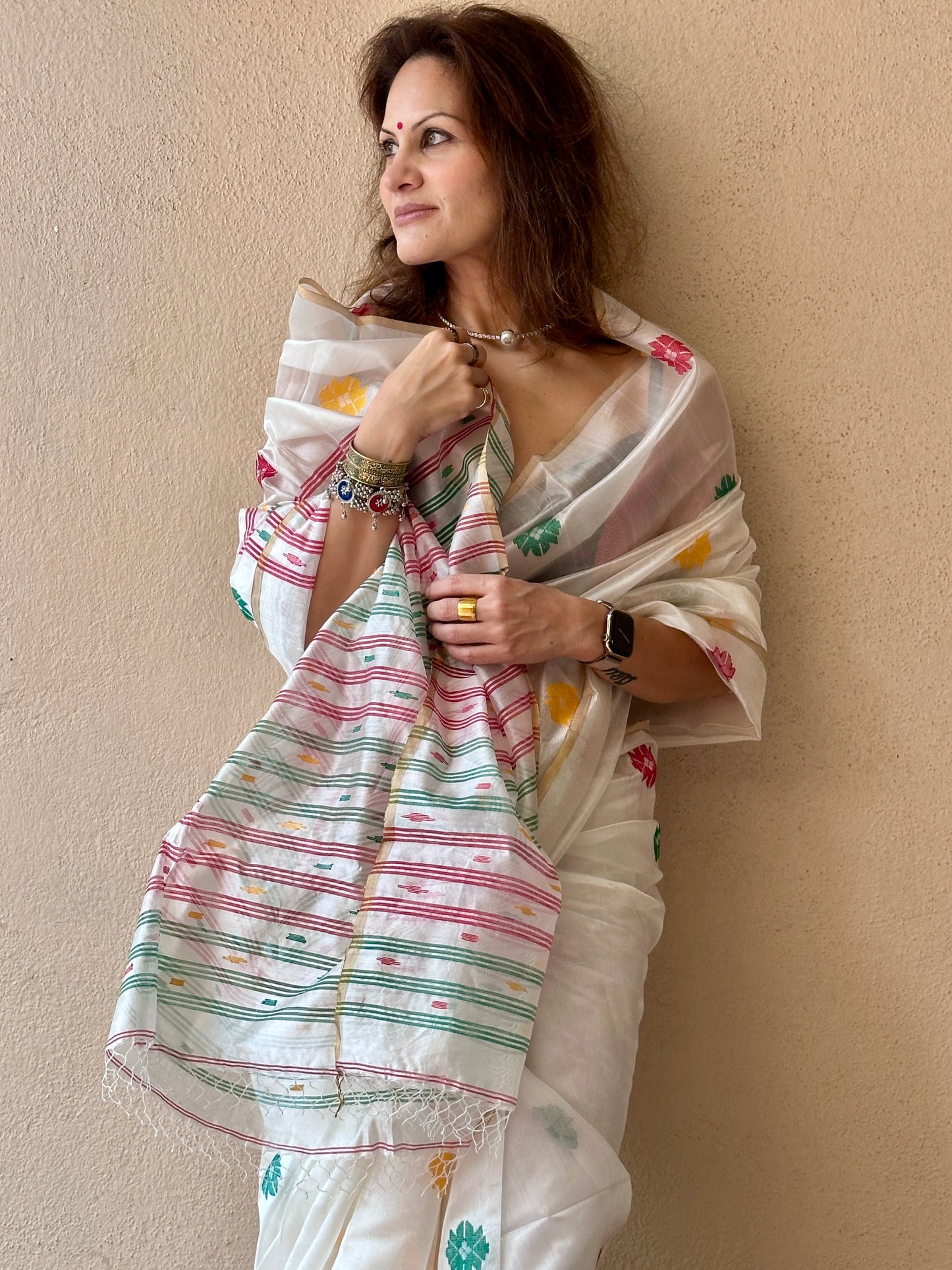 White Cotton Silk Jamdani Saree with Intricate Jamdani Work