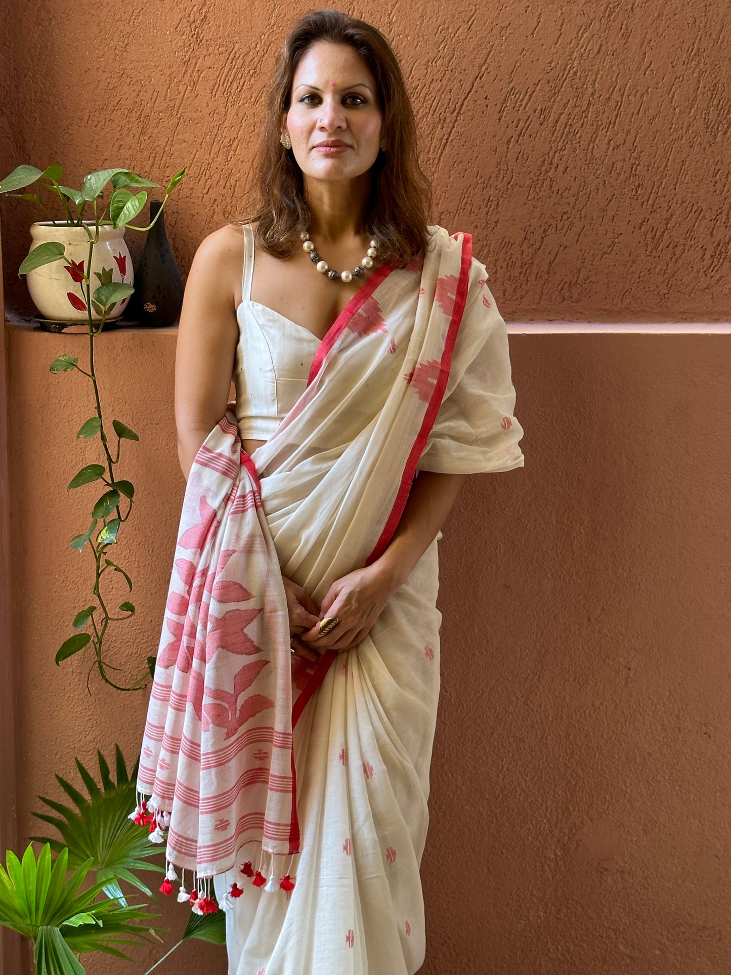 Cream Hand Spun Pure Fine Cotton Jamdani Saree with Red Intricate Needlework & Border