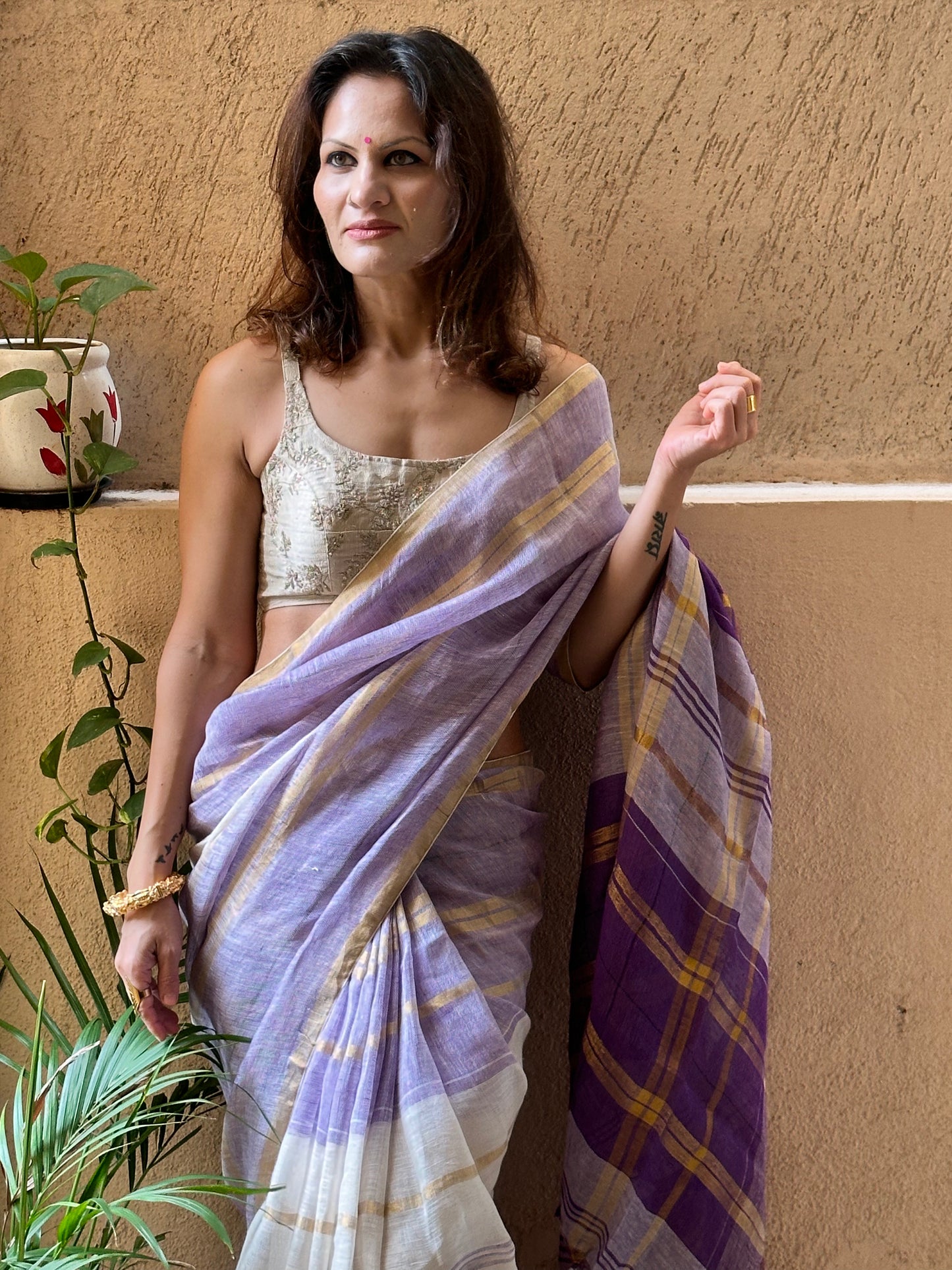 Purple, White, & Gold Handloom Pure Linen Checks Sari