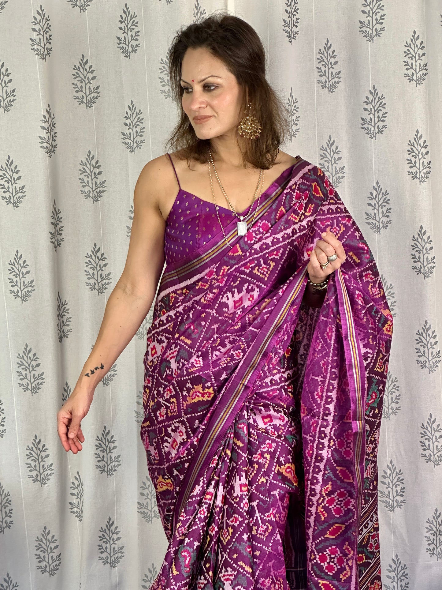 Purple Handwoven Pure Mulberry Silk Patola Saree