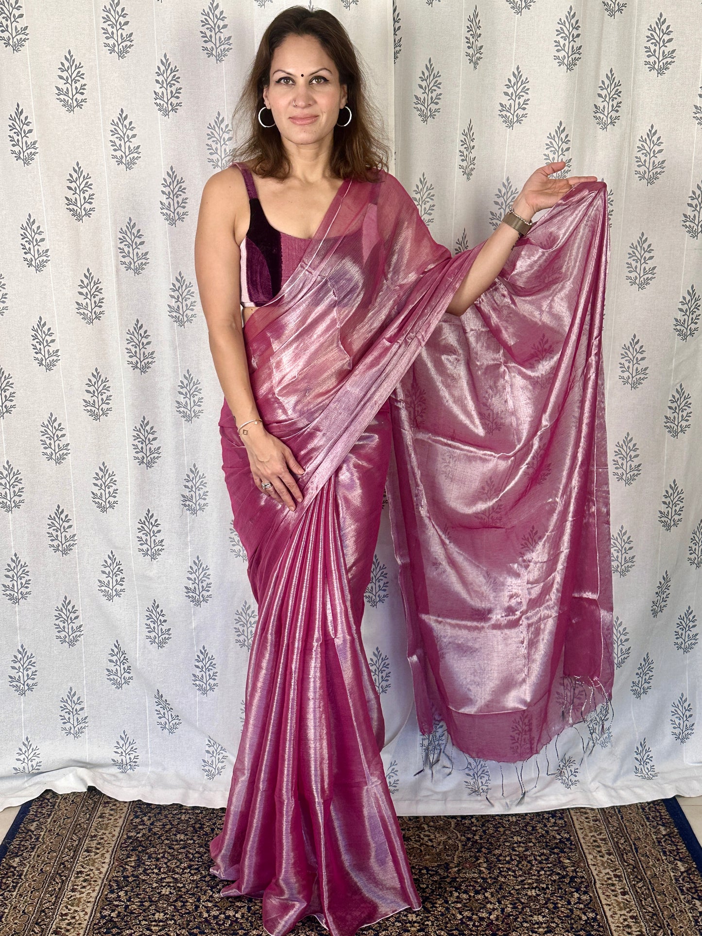 Champagne Pink & Silver Pure Mul Mul Handwoven Tissue Cotton Saree (Borderless)