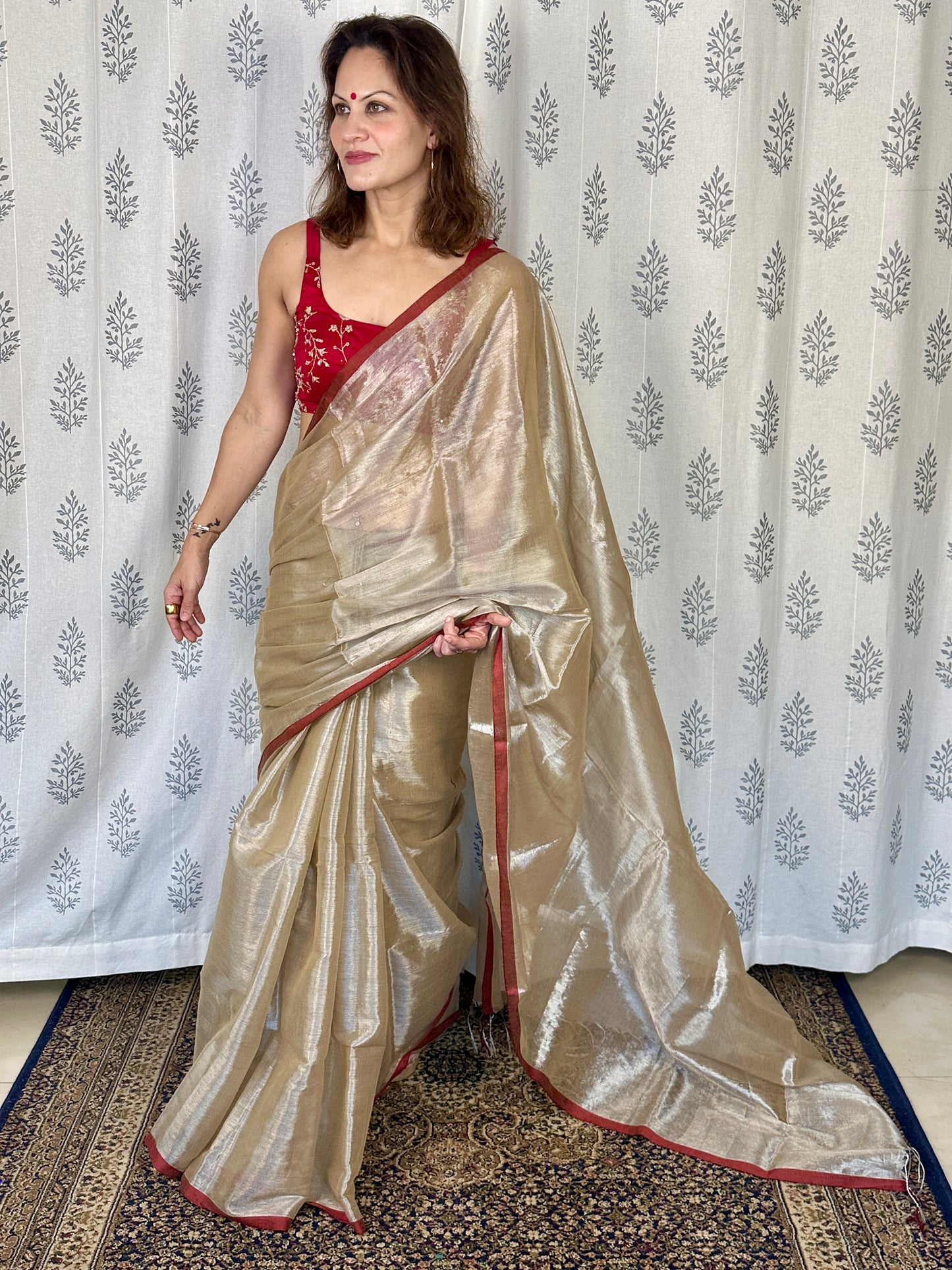 Cream & Silver Pure Mul Mul Handwoven Tissue Cotton Saree