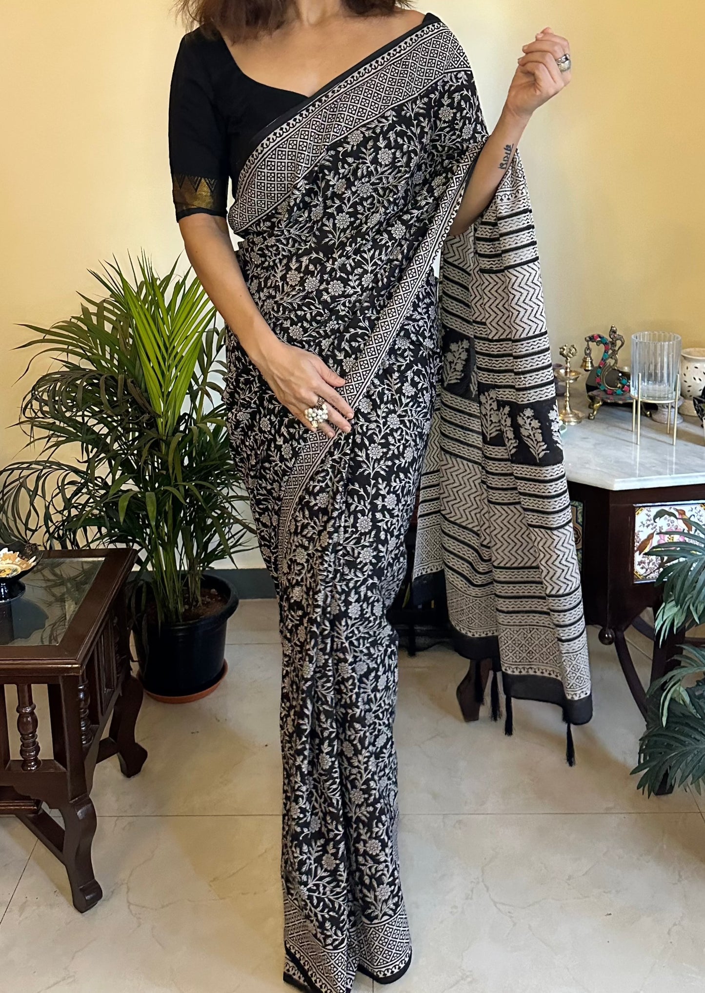 Mul Mul Cotton Hand block Bagru print sari - Raahini