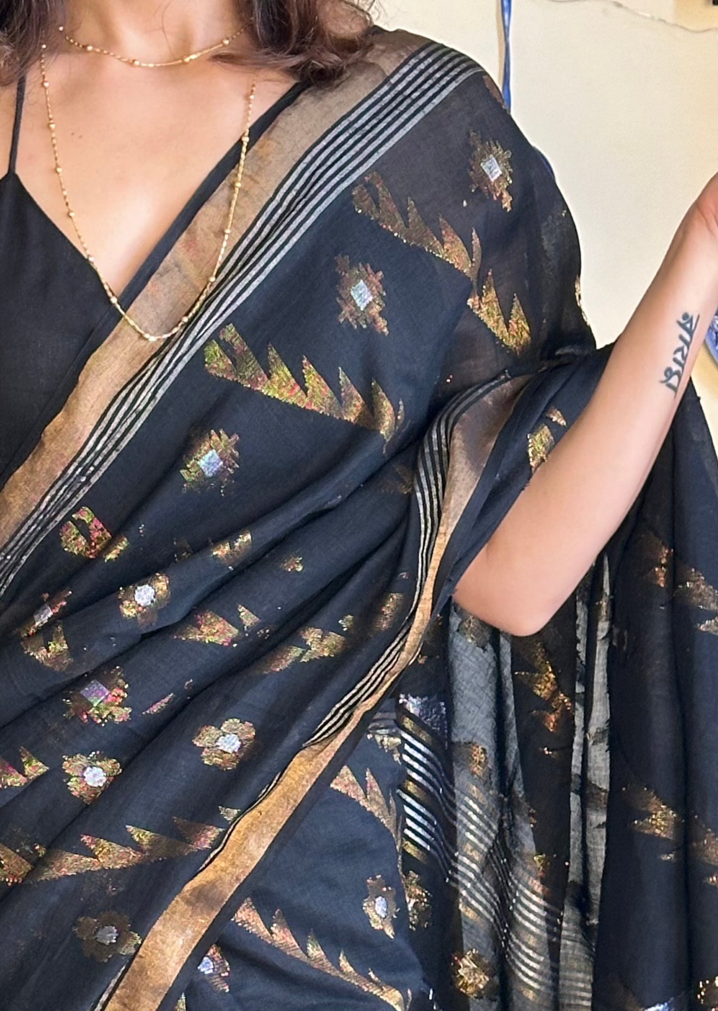 Black Pure Cotton Jamdani with Intricate Zari Work Sari - Raahini