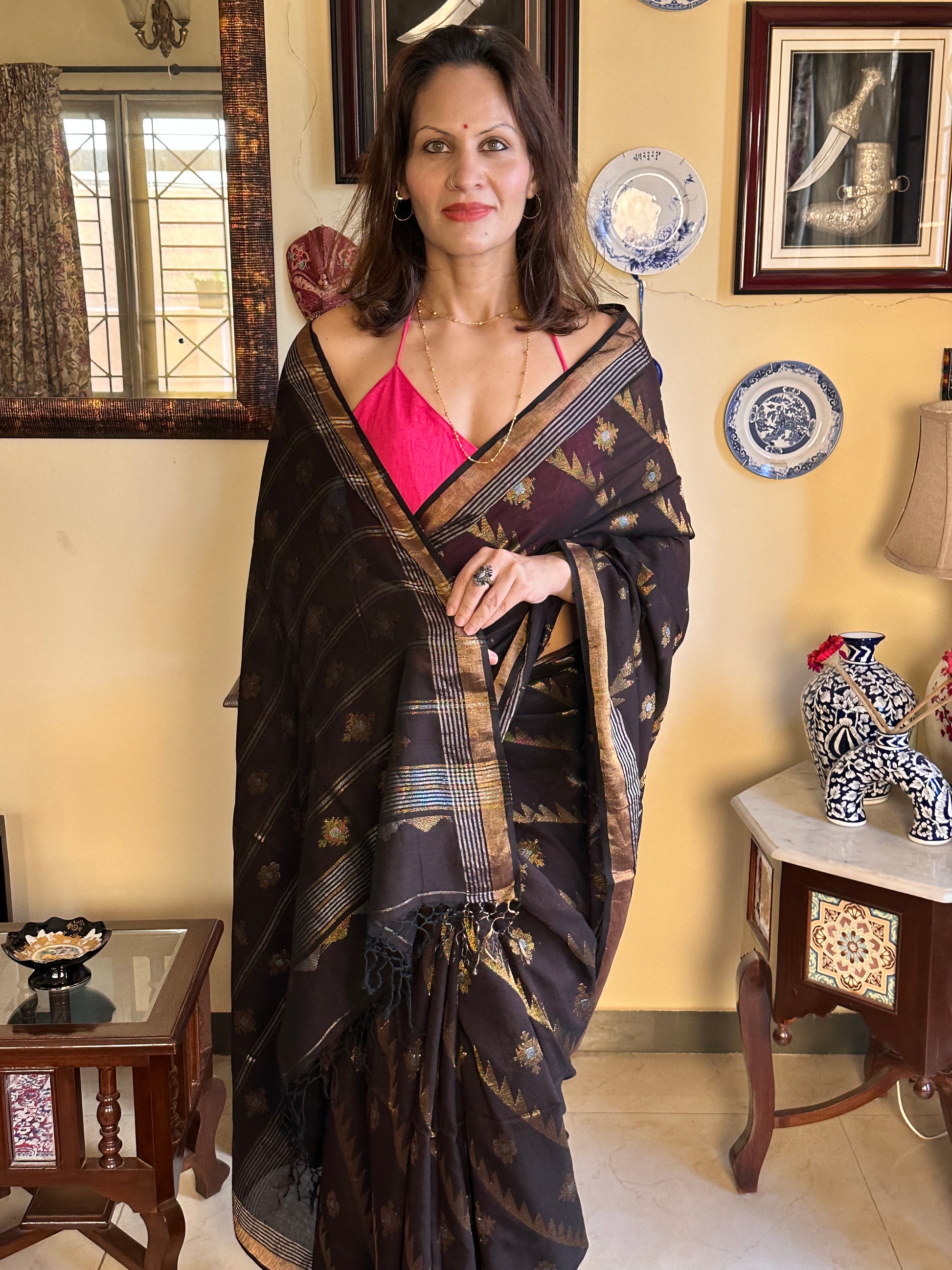 Brown Pure Cotton Jamdani with Intricate Zari Work Sari - Raahini