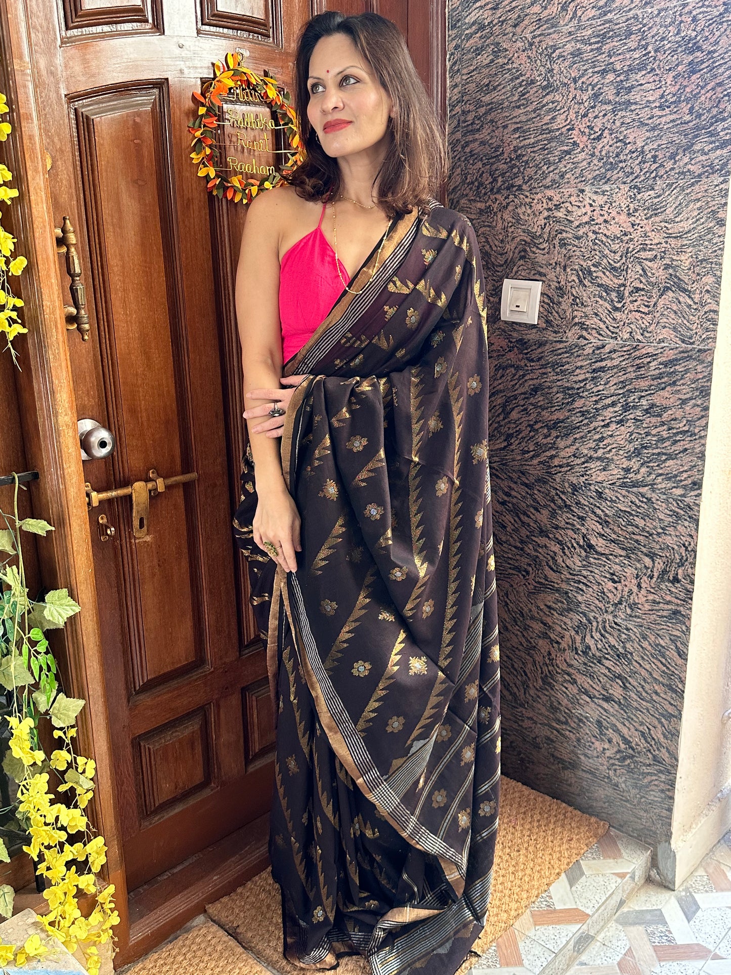 Brown Pure Cotton Jamdani with Intricate Zari Work Sari - Raahini