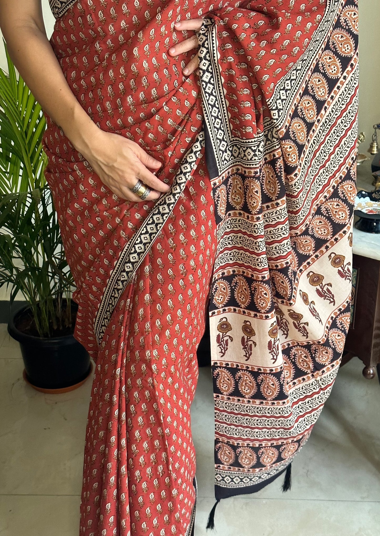 Mul Mul Cotton Hand block Bagru Print Sari - Raahini