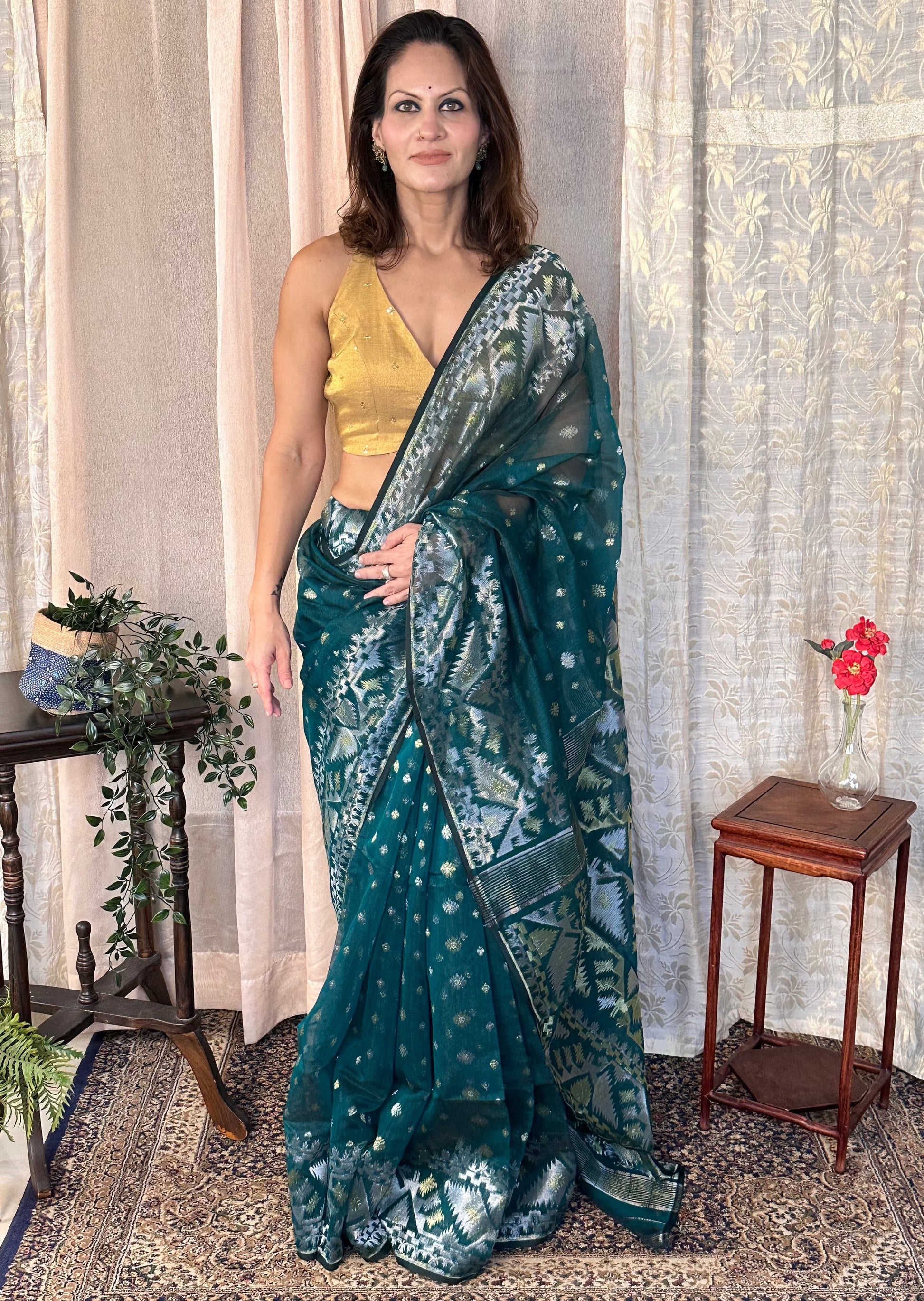 Green Jacquard Weaving Cotton Silk Jamdani Sari with Zari Work - Raahini