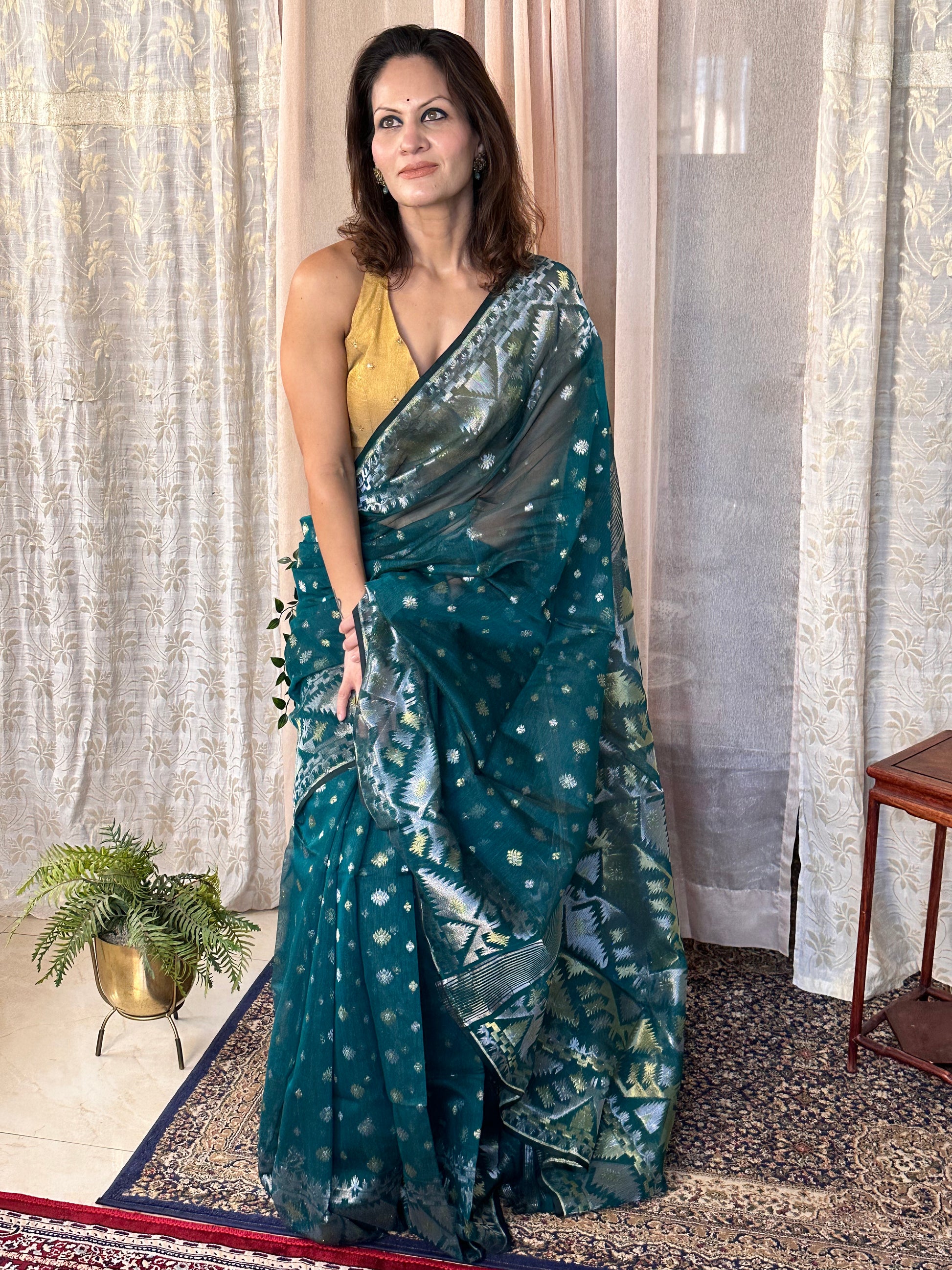 Green Jacquard Weaving Cotton Silk Jamdani Sari with Zari Work - Raahini