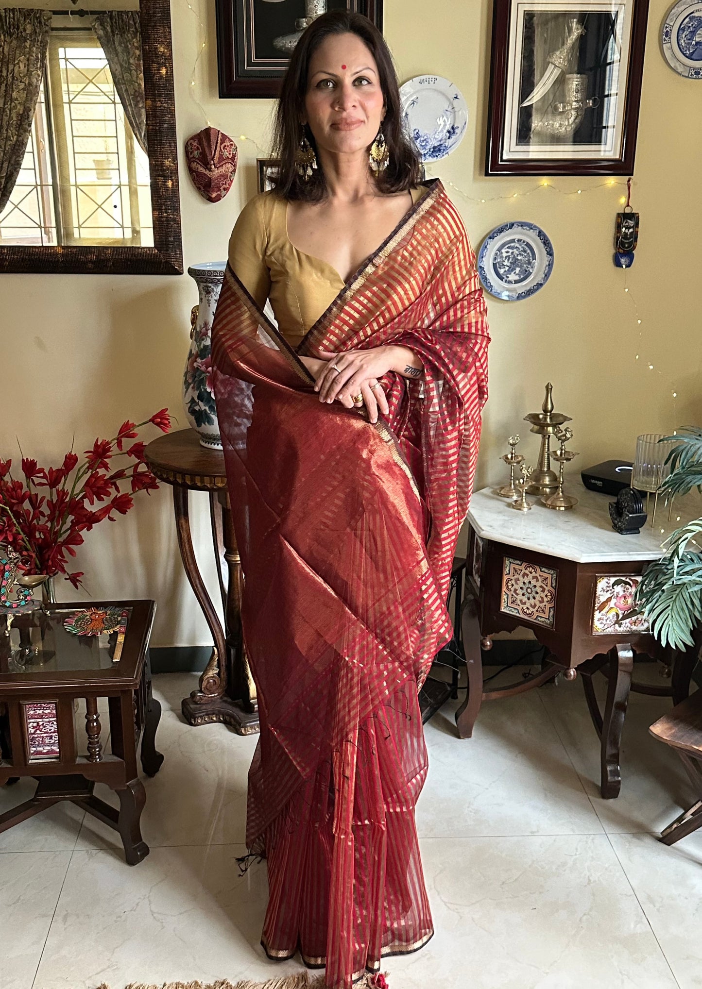 Handloom Pure Silk Cotton Maheshwari with Gold Stripes - Raahini