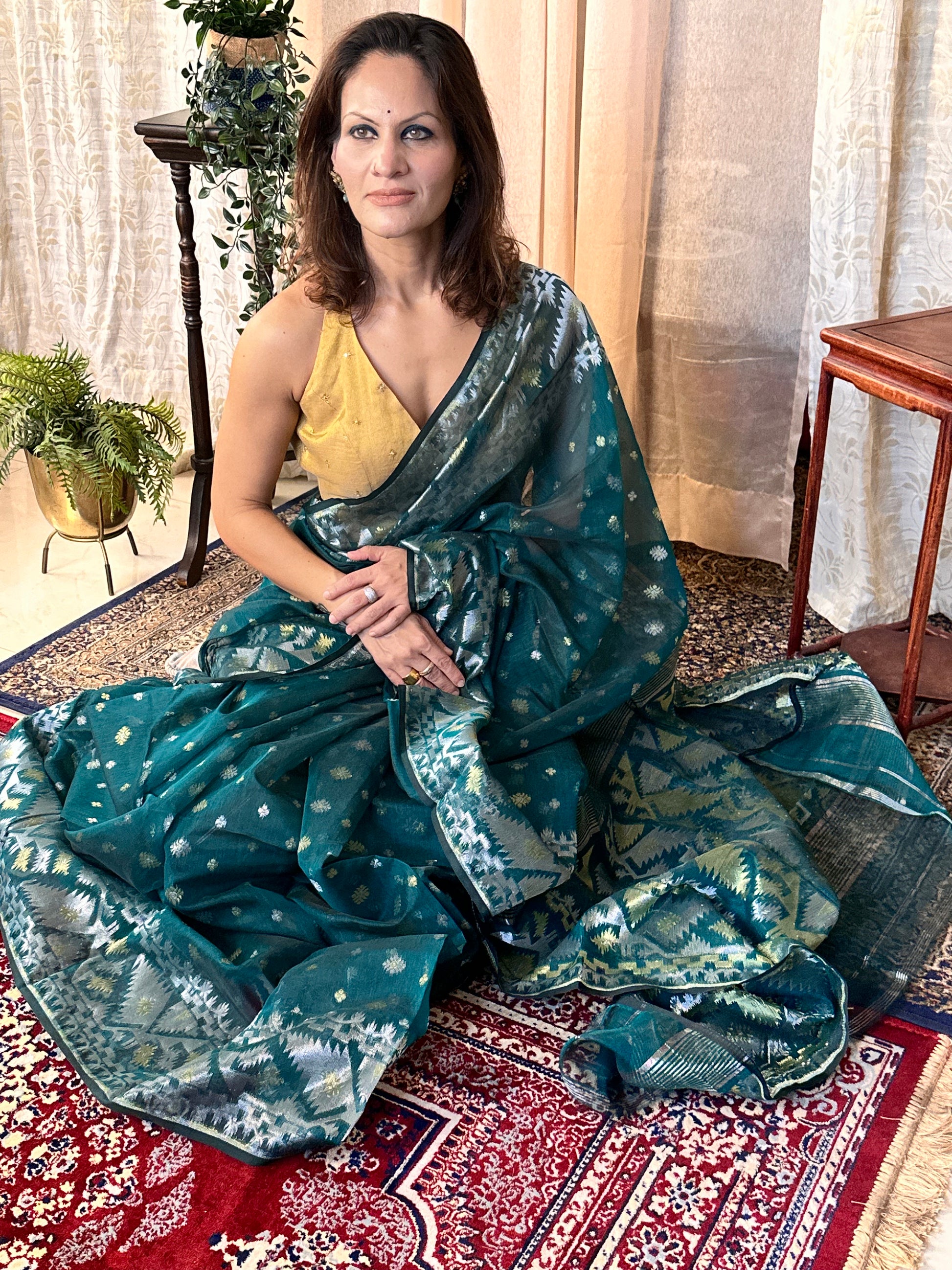 Green Jacquard Weaving Cotton Silk Jamdani Sari with Zari Work - Raahini