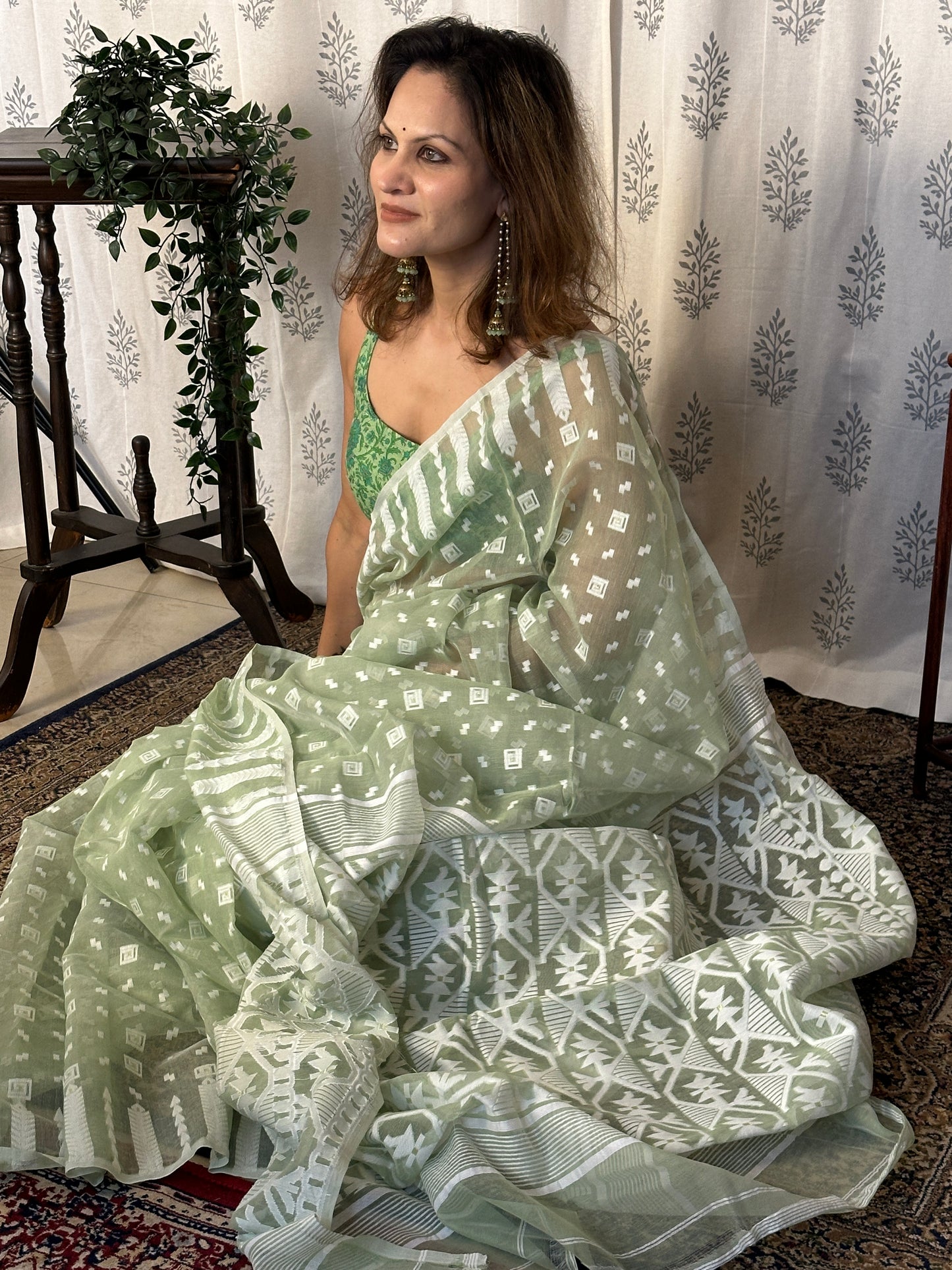 Green & White Cotton Silk Jamdani Saree with Woven Design