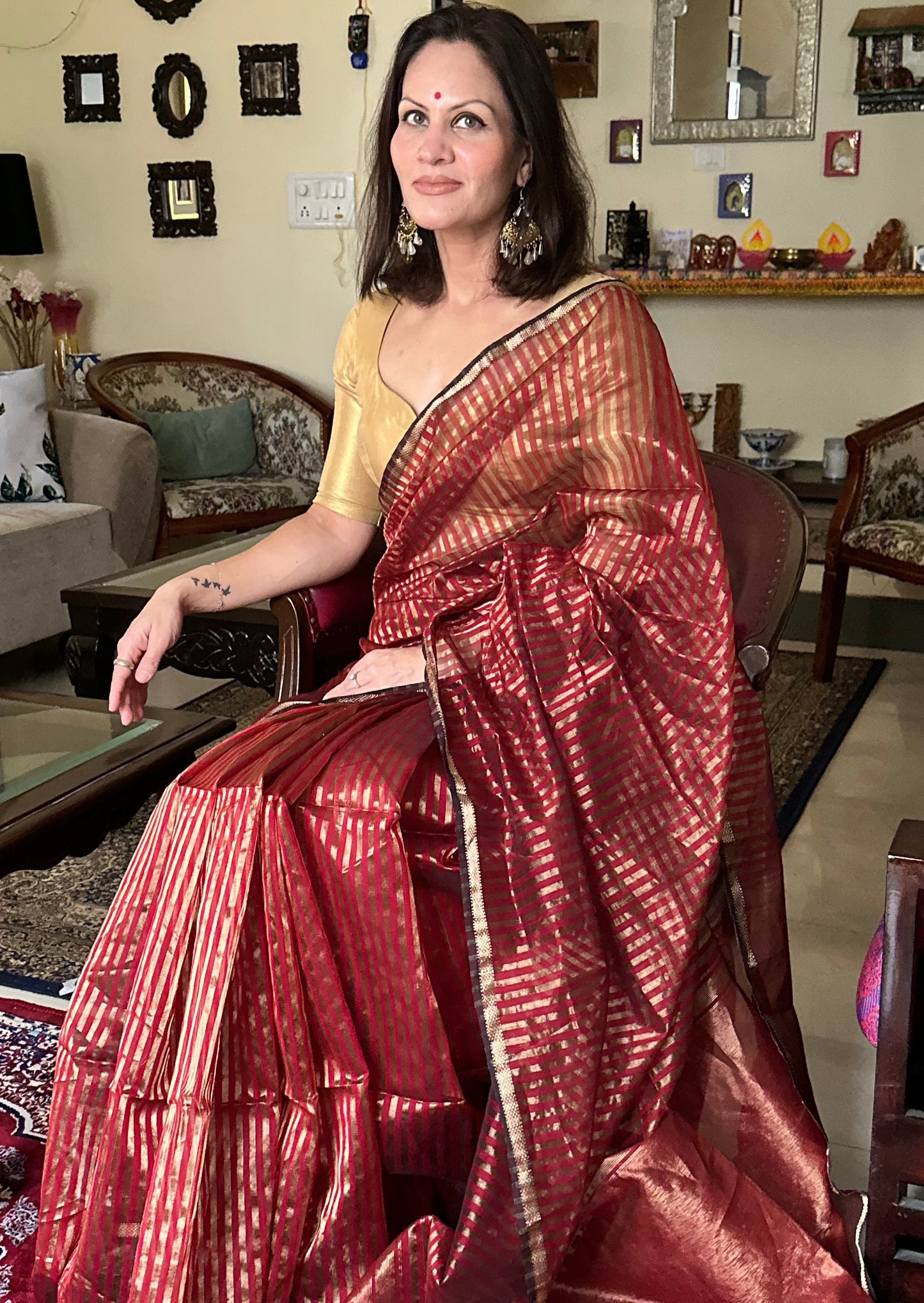 Handloom Pure Silk Cotton Maheshwari with Gold Stripes - Raahini