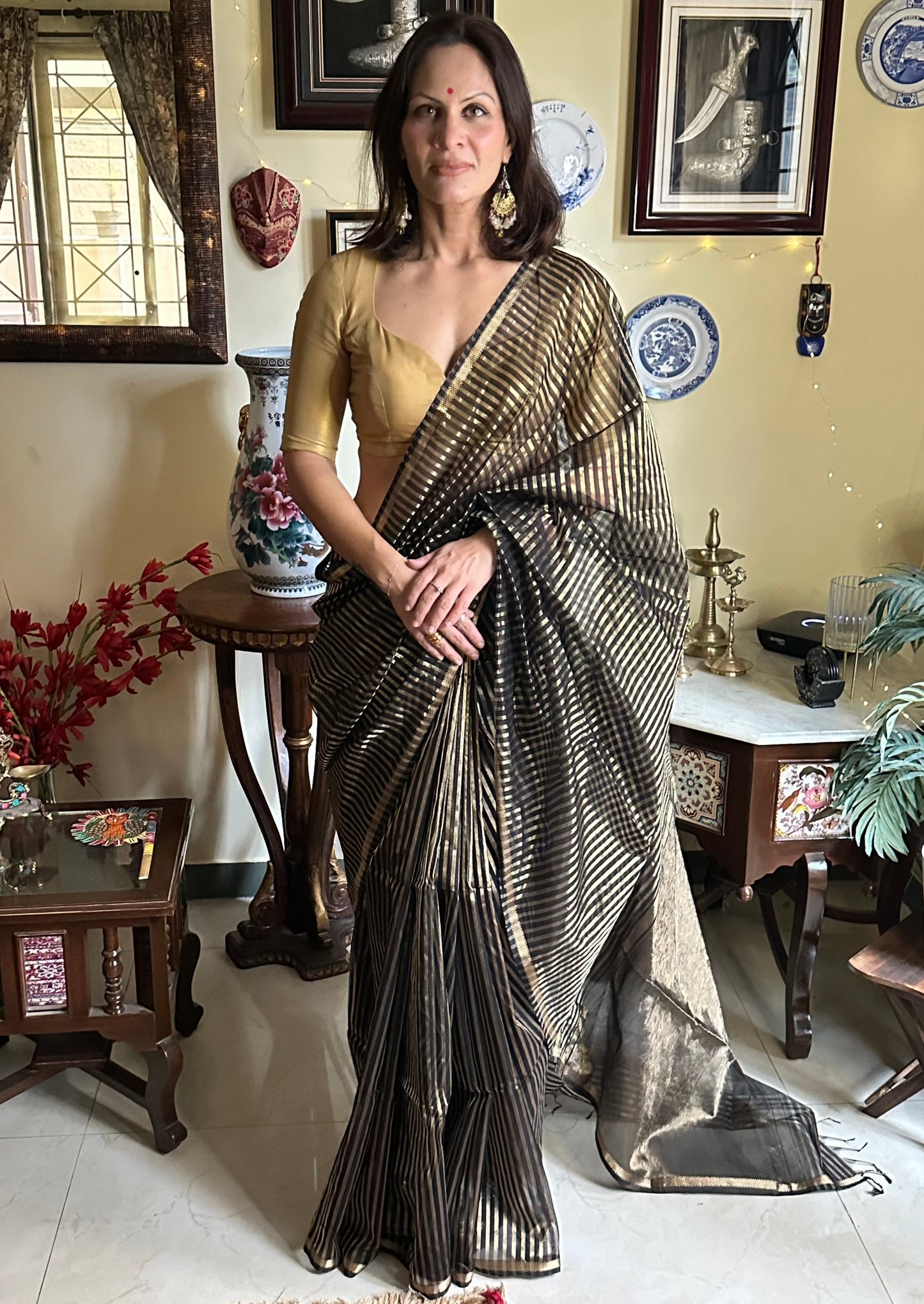 Handloom Pure Silk Cotton Maheshwari with Gold Stripes - Raahini