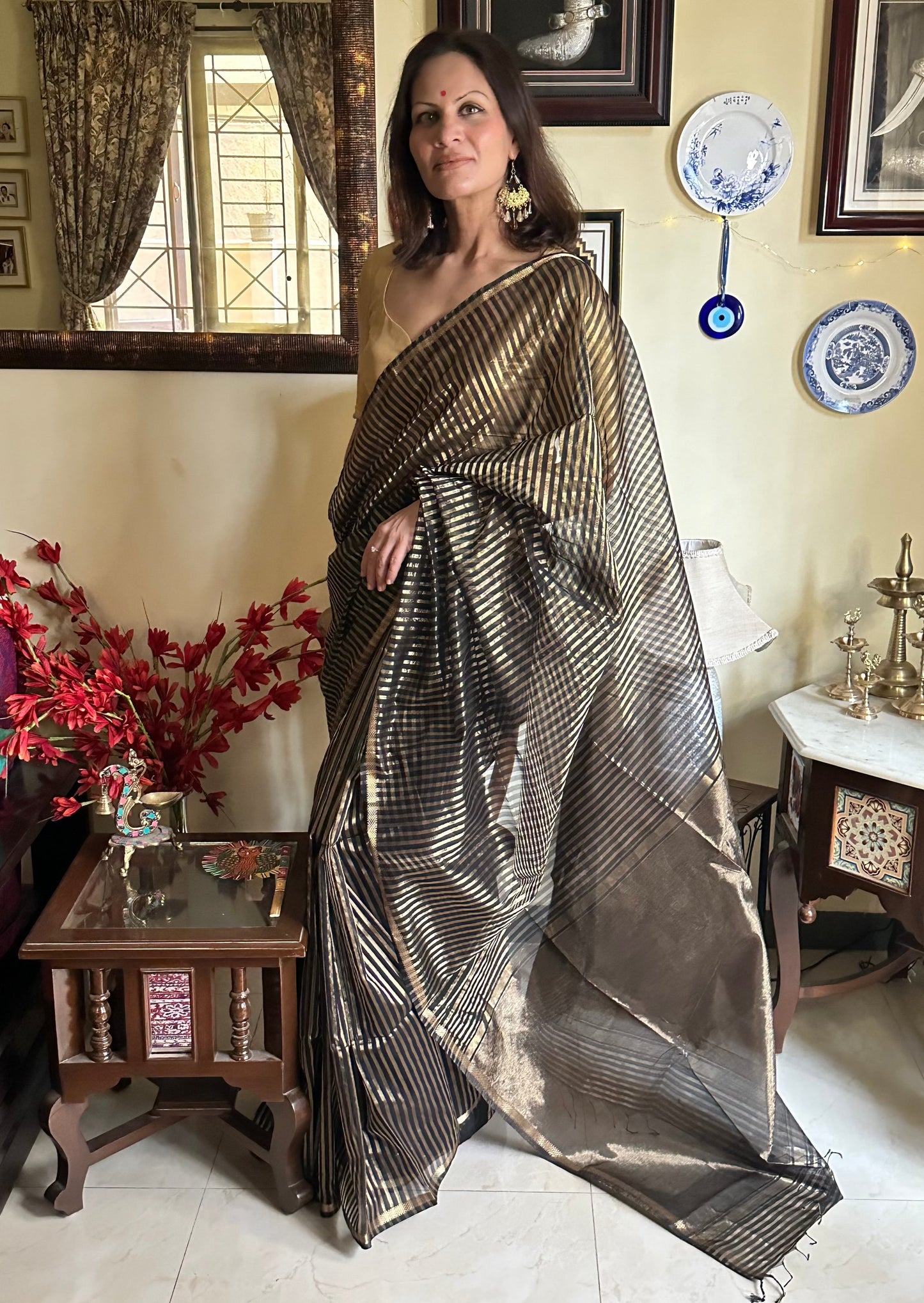 Handloom Pure Silk Cotton Maheshwari with Gold Stripes - Raahini