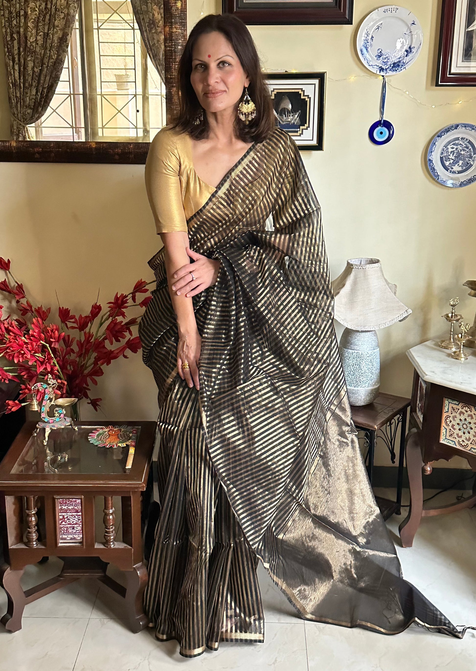 Handloom Pure Silk Cotton Maheshwari with Gold Stripes - Raahini