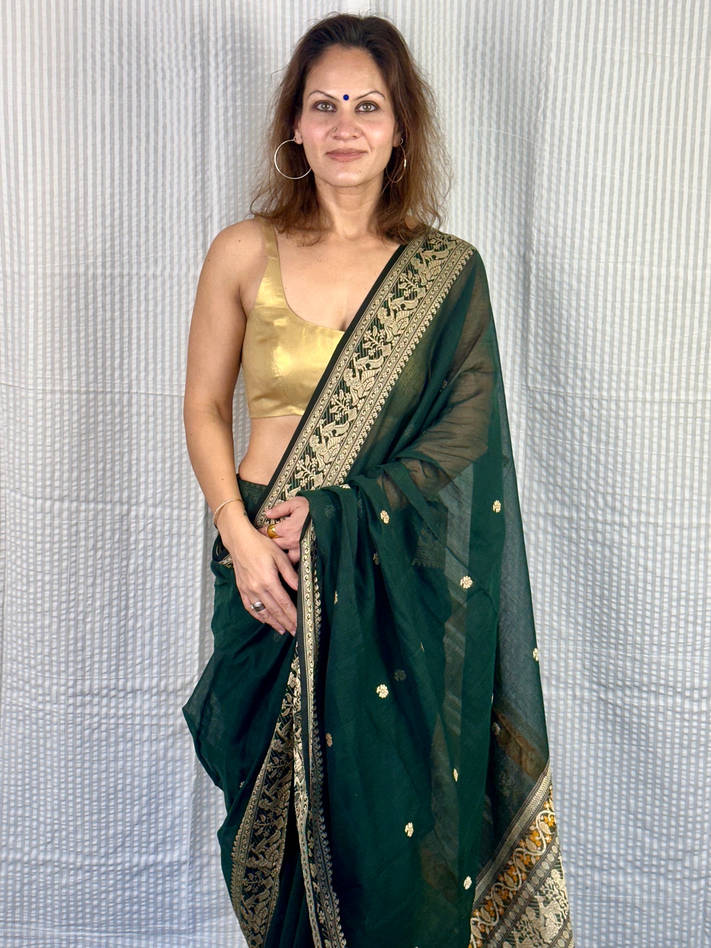 Green Pure Cotton Baluchari Saree with Weaving