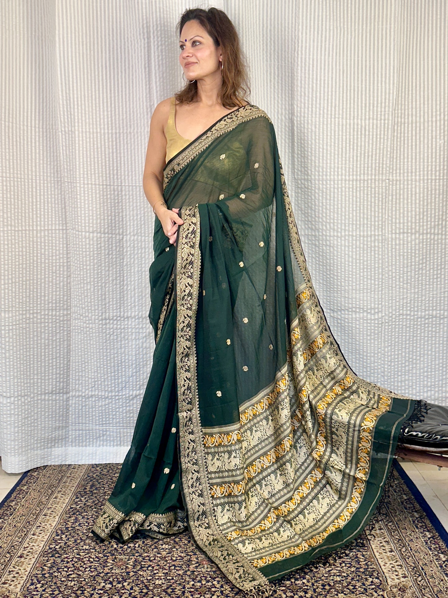 Green Pure Cotton Baluchari Saree with Weaving