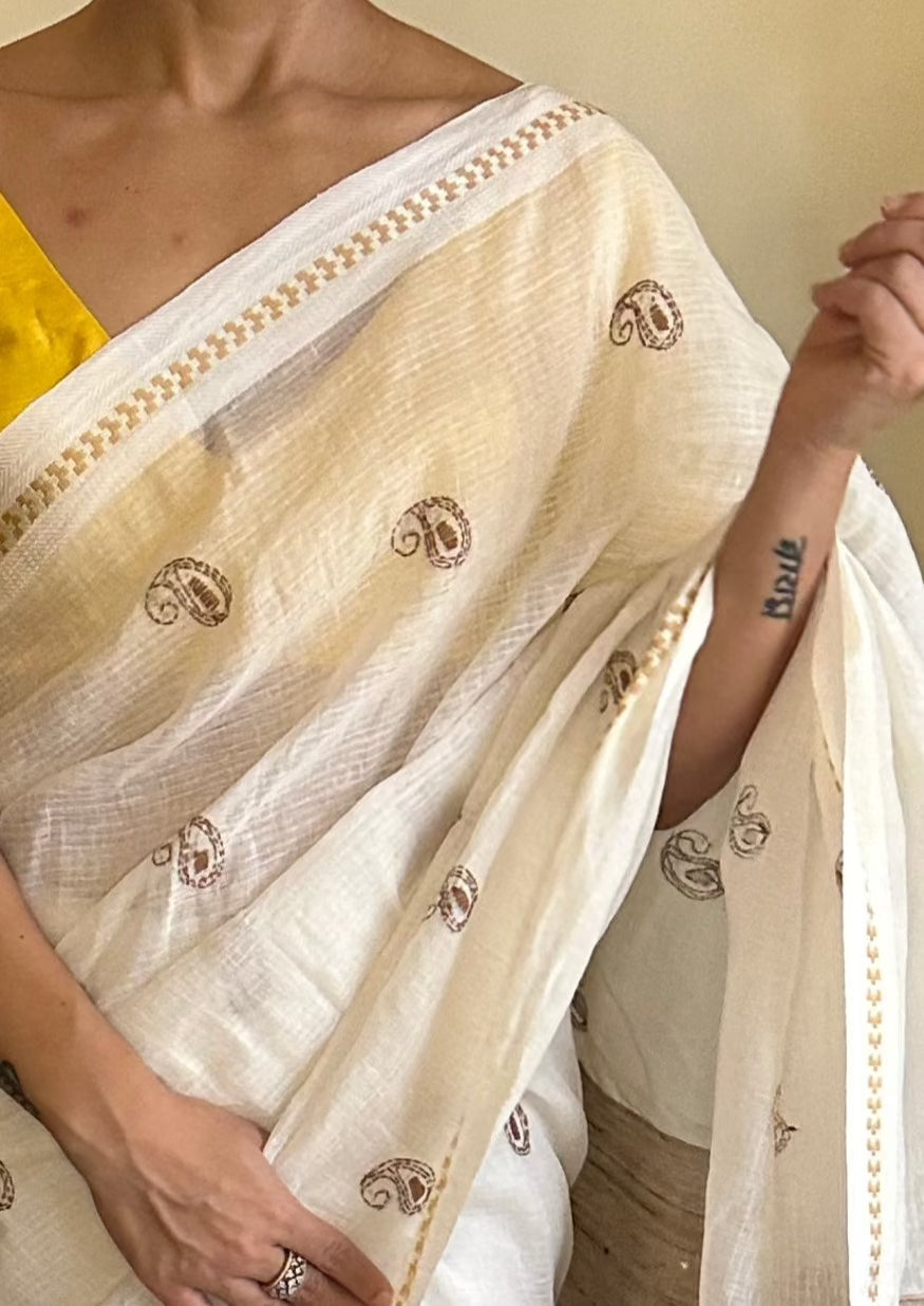 Handloom Pure Linen with Kaatha handwork Work, Gicha Pallu, & Pure Tassur Border - Raahini