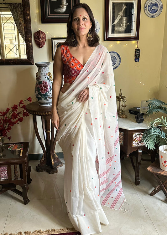 Hand spun pure Cotton jamdani sari with Butis - Raahini