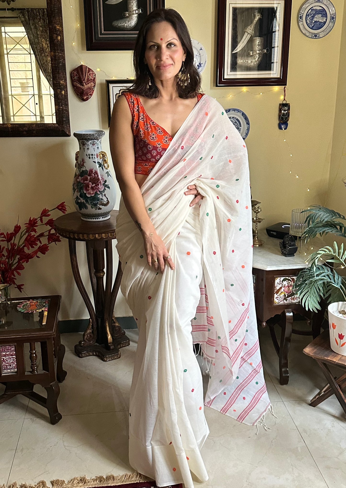 Hand spun pure Cotton jamdani sari with Butis - Raahini