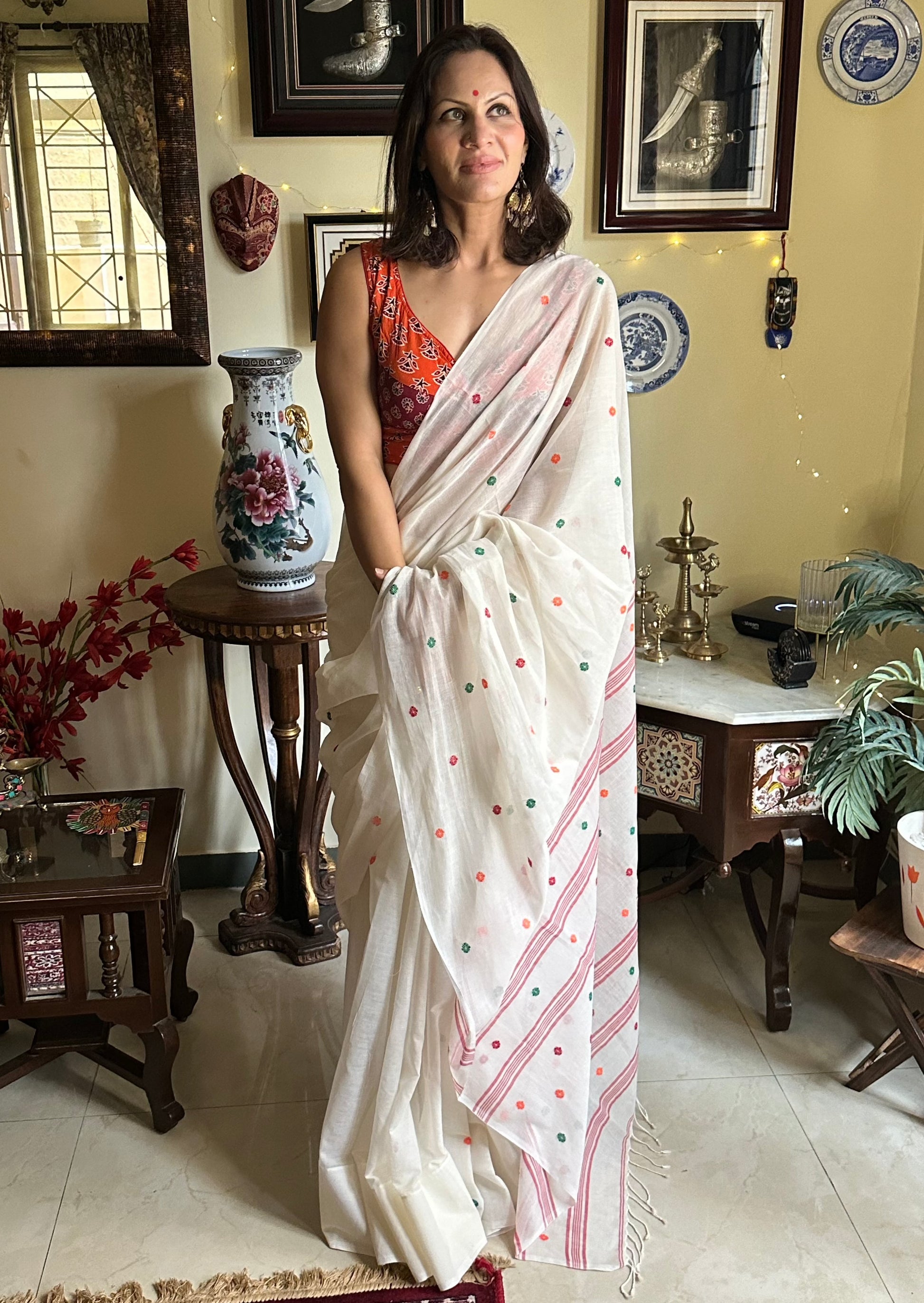 Hand spun pure Cotton jamdani sari with Butis - Raahini