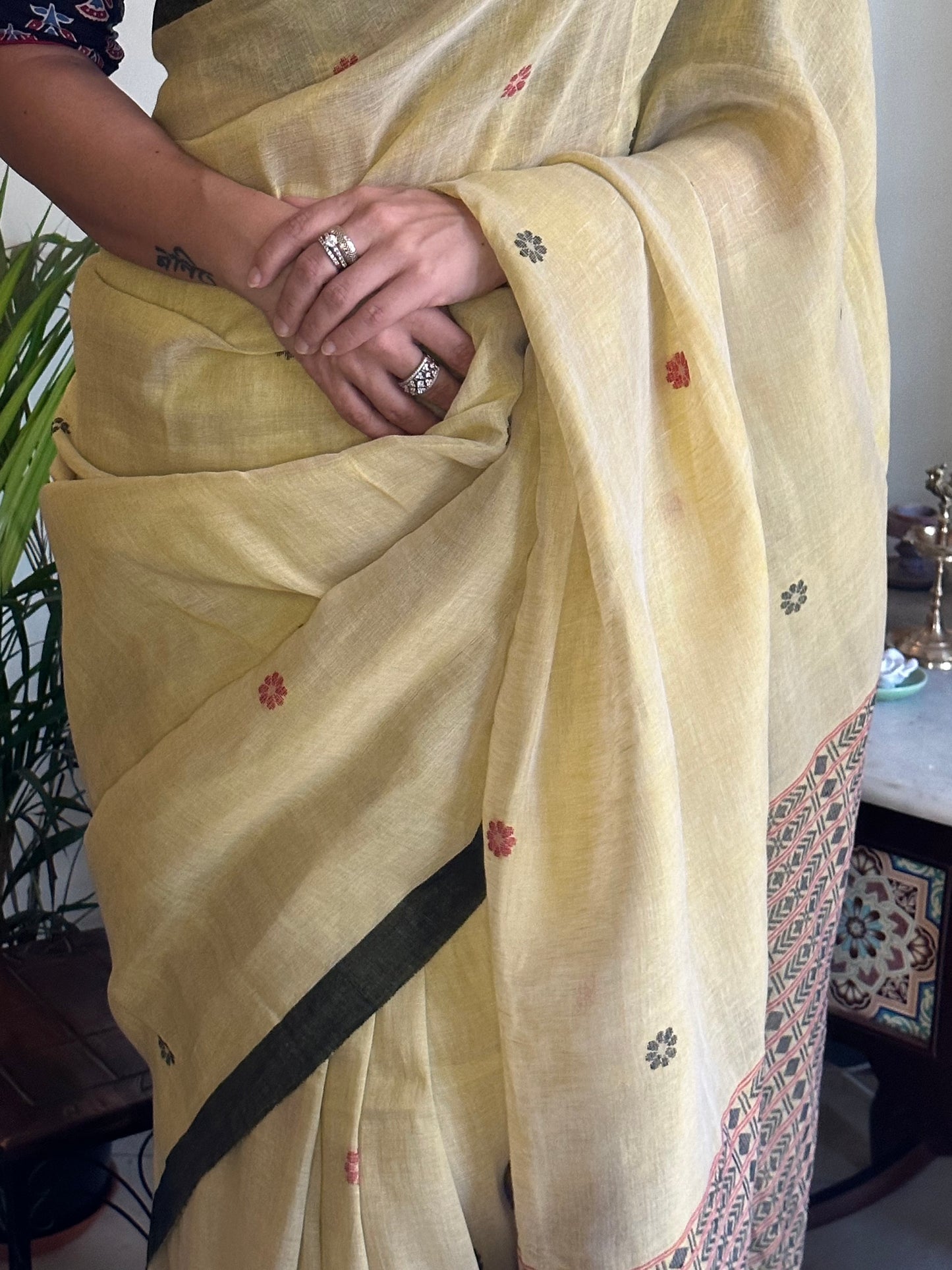 Pure Handloom Linen cotton - Raahini